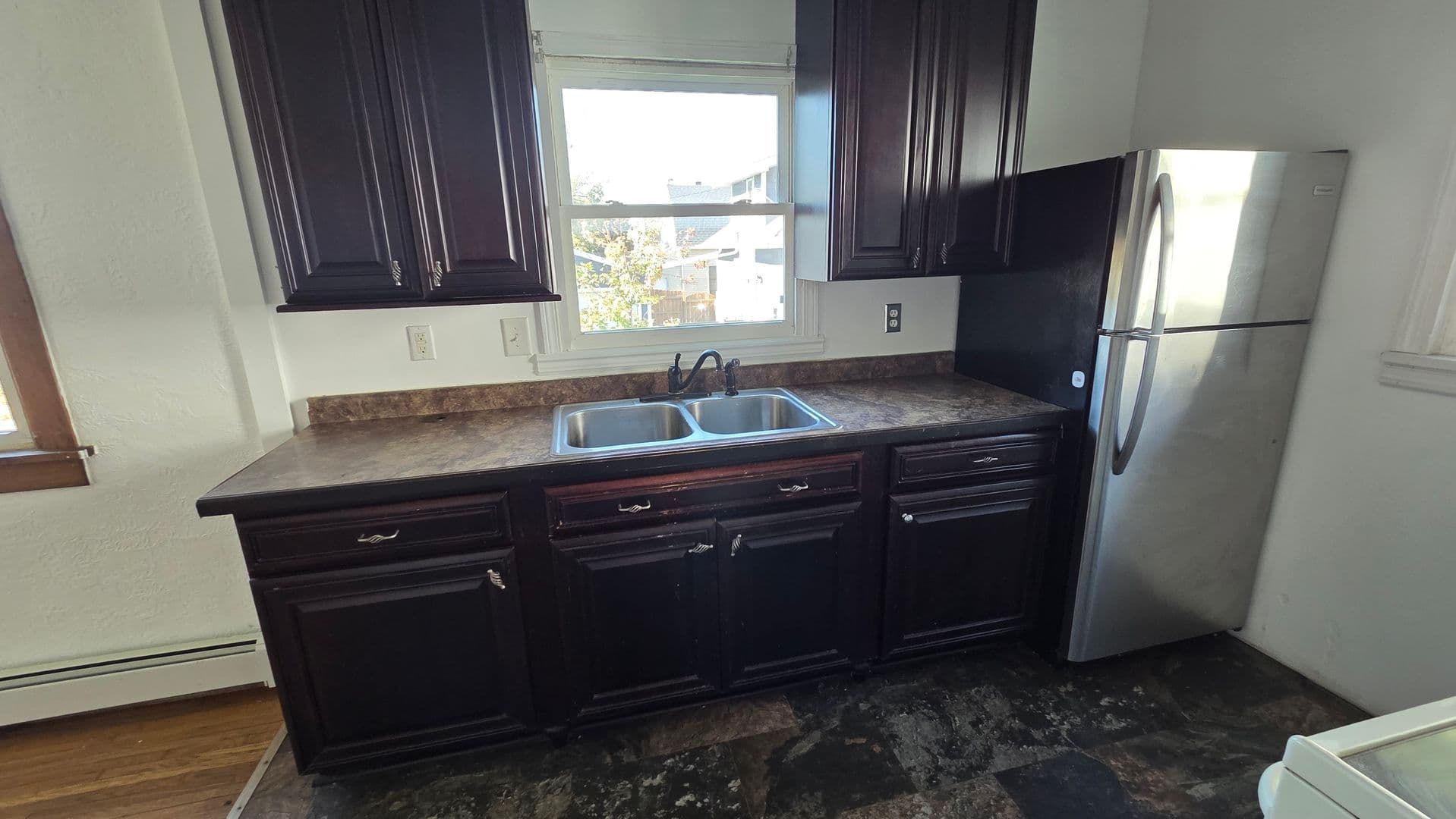 Austin House: 109 8th St NW