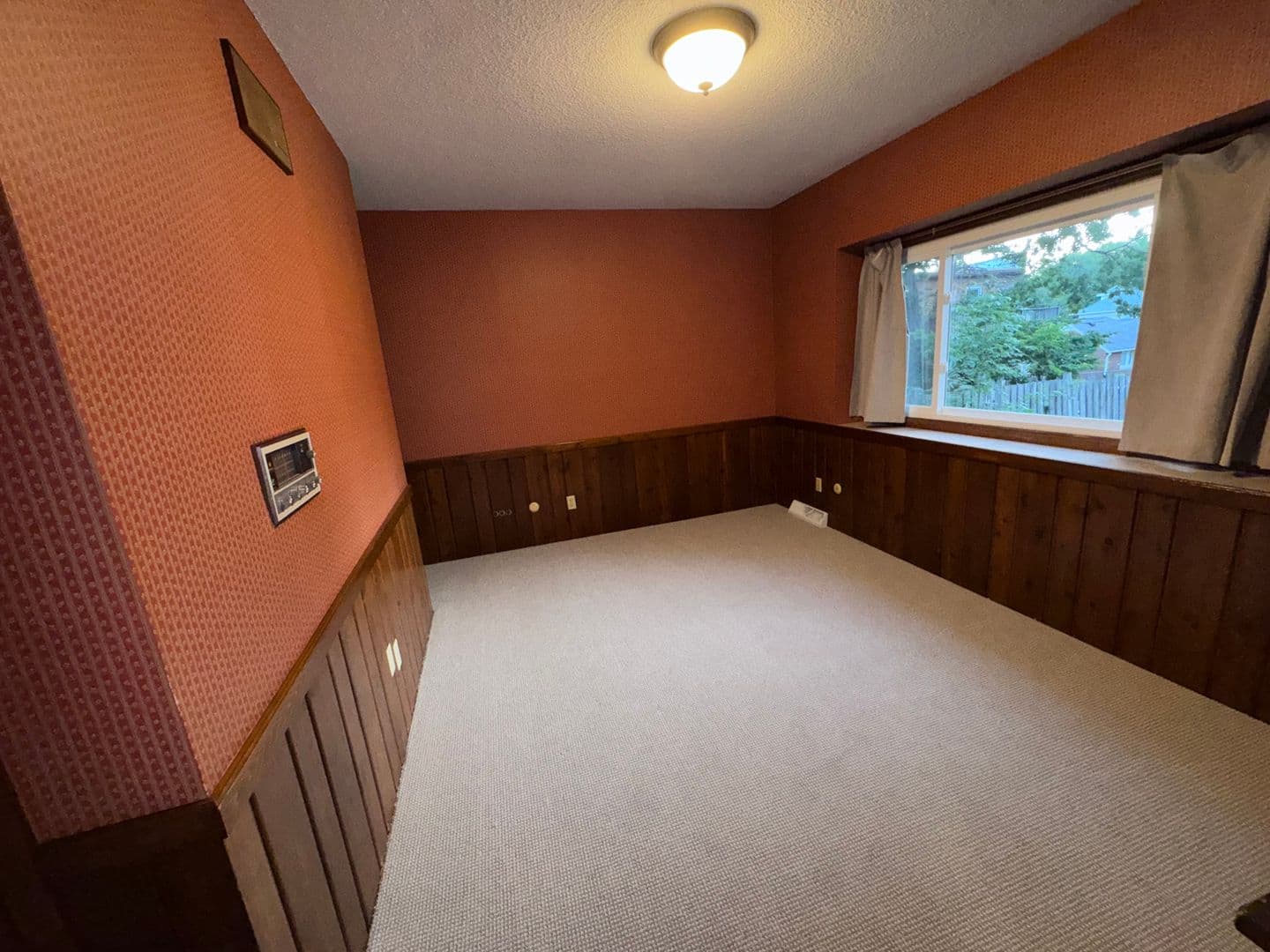 Rochester House: 517 6th Ave SW