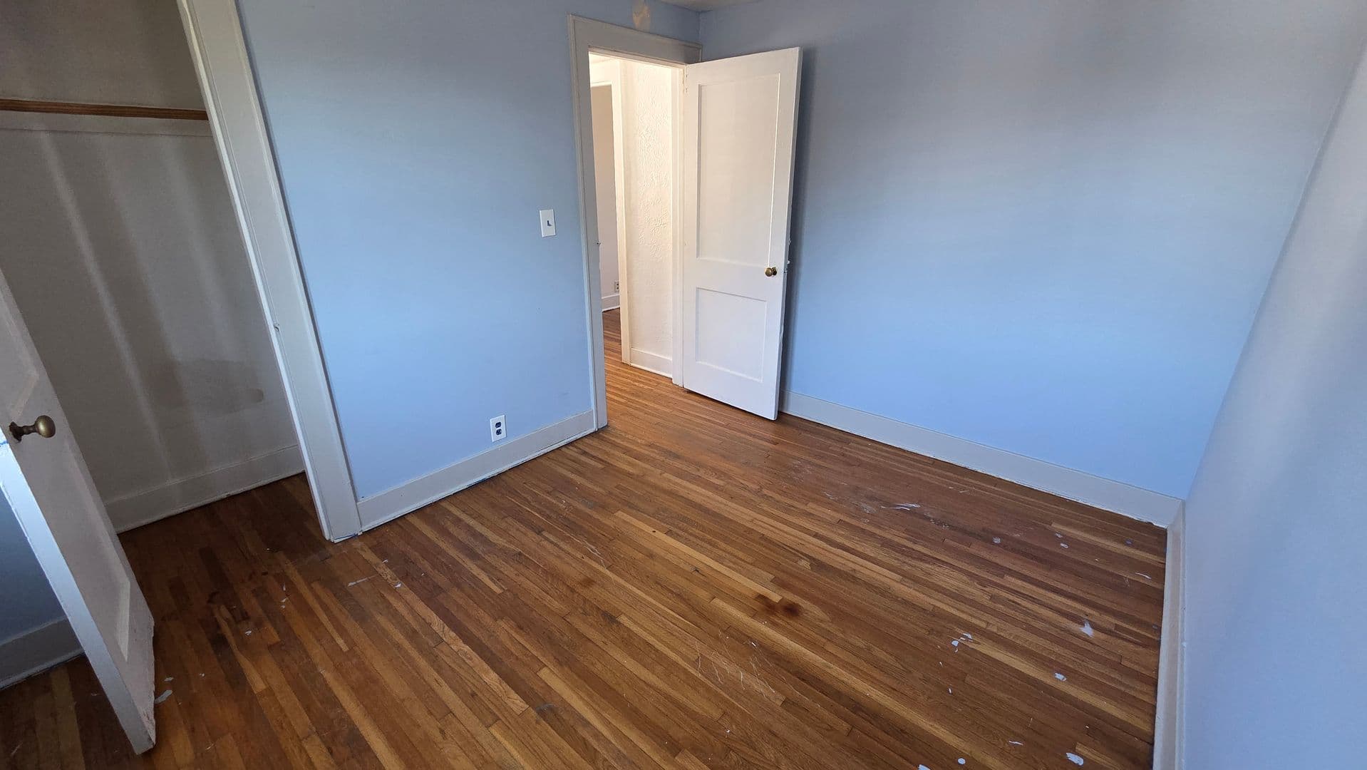 Austin House: 109 8th St NW