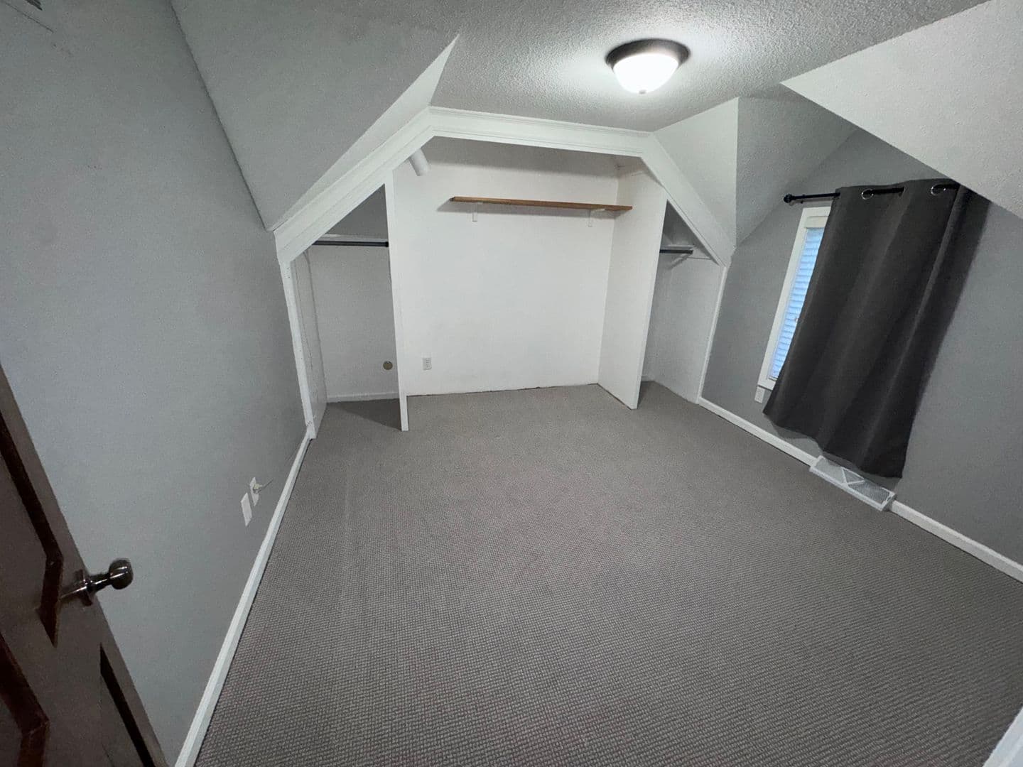 Rochester House: 517 6th Ave SW