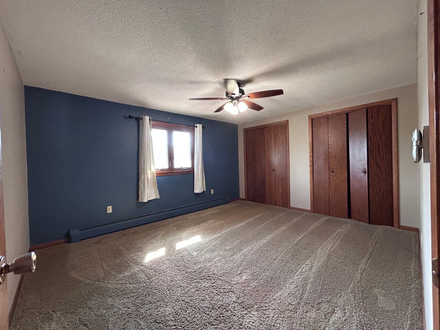 St Charles House: 669 E 14th St
