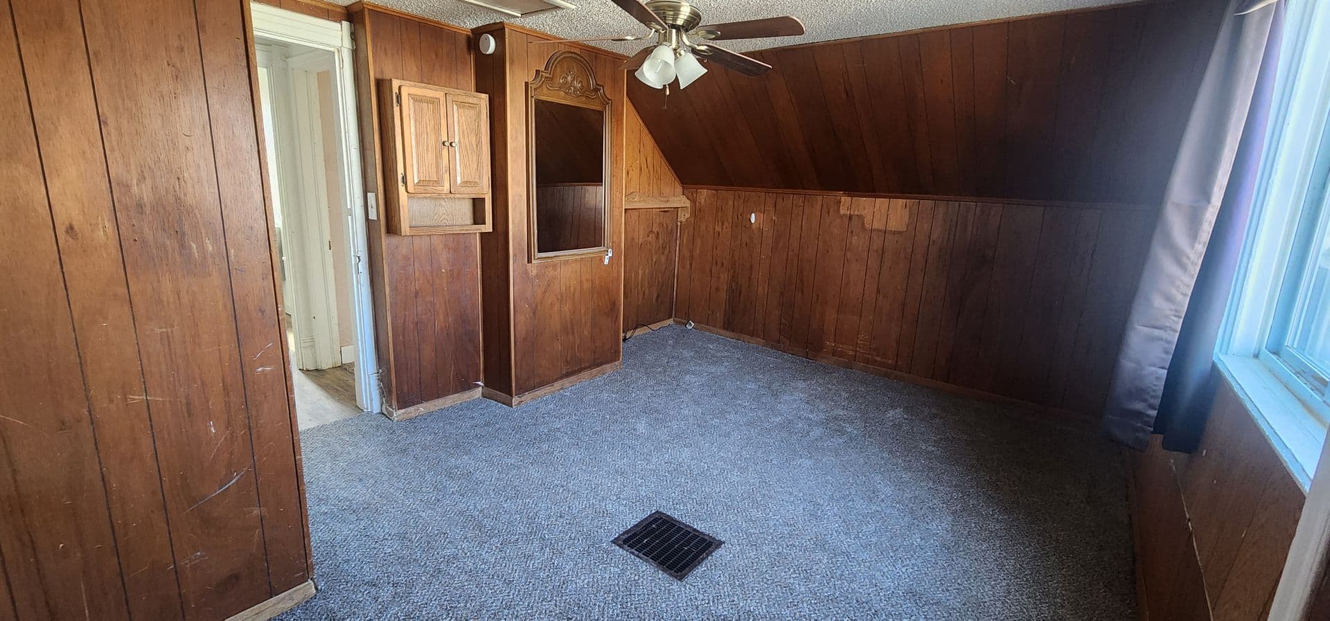 Austin Apartment: 814 9th Ave SW - Unit A