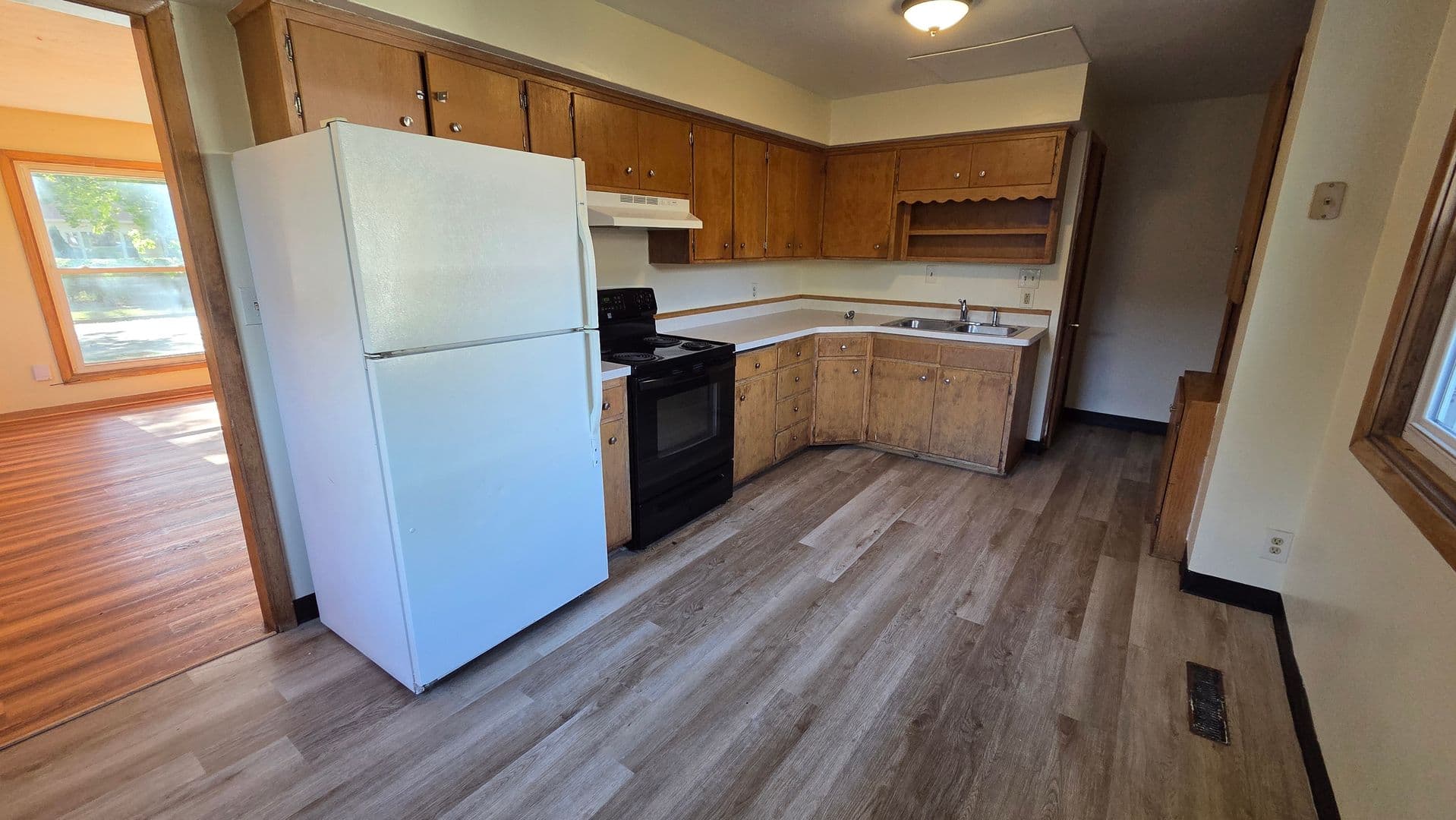 Austin Apartment: 601 1/2 13th Ave SE