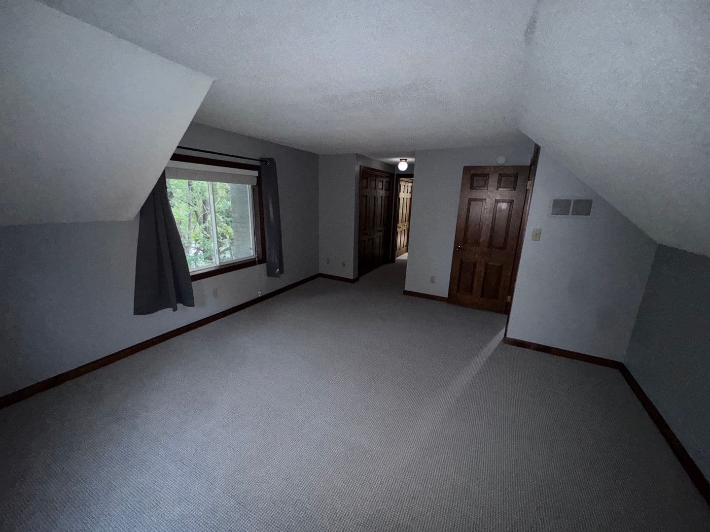 Rochester House: 517 6th Ave SW