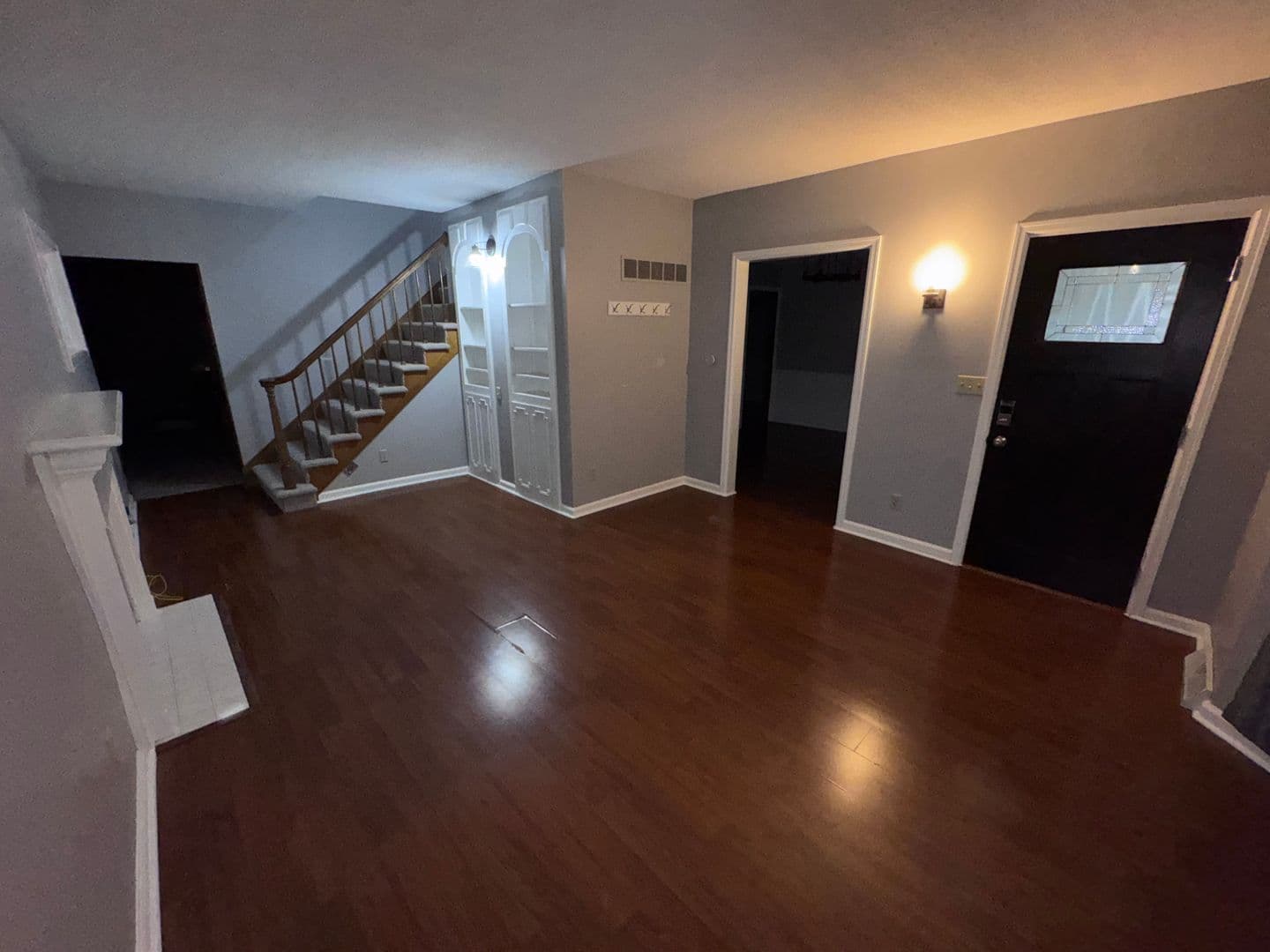Rochester House: 517 6th Ave SW