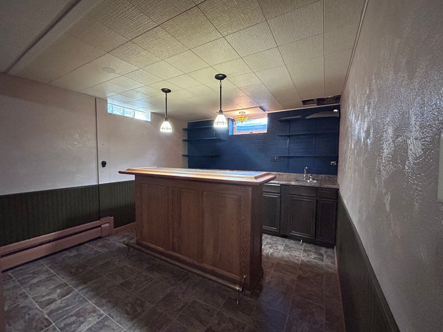 St Charles House: 669 E 14th St