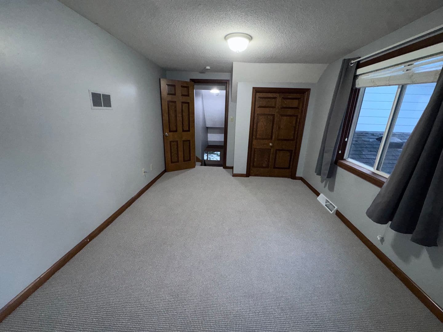 Rochester House: 517 6th Ave SW