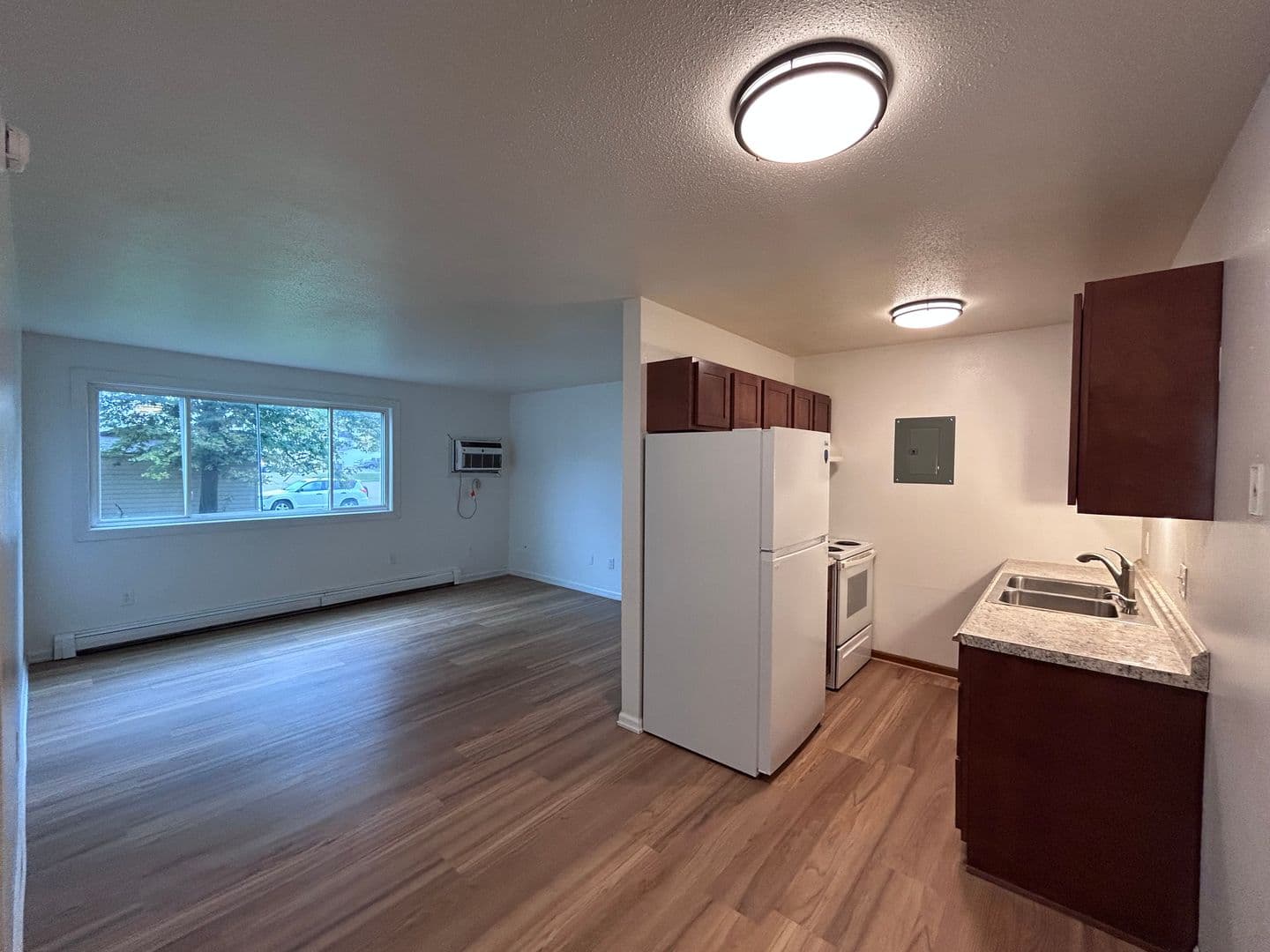 Owatonna Apartment: 112 21st St NW - Apt #12