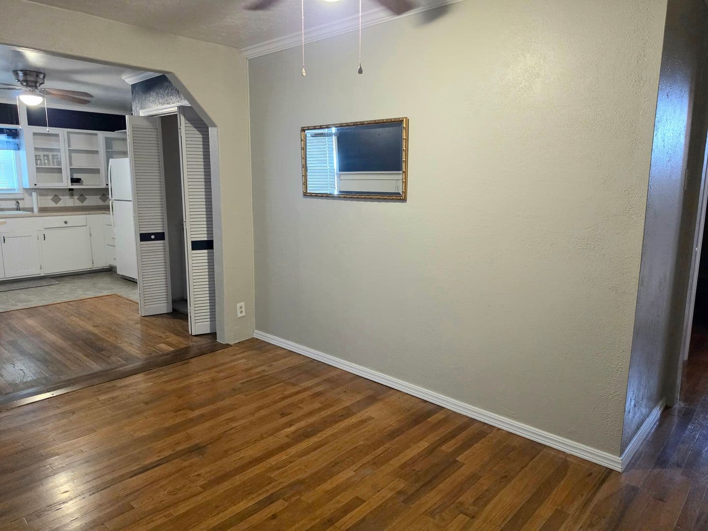 Portales House: 133 S Houston