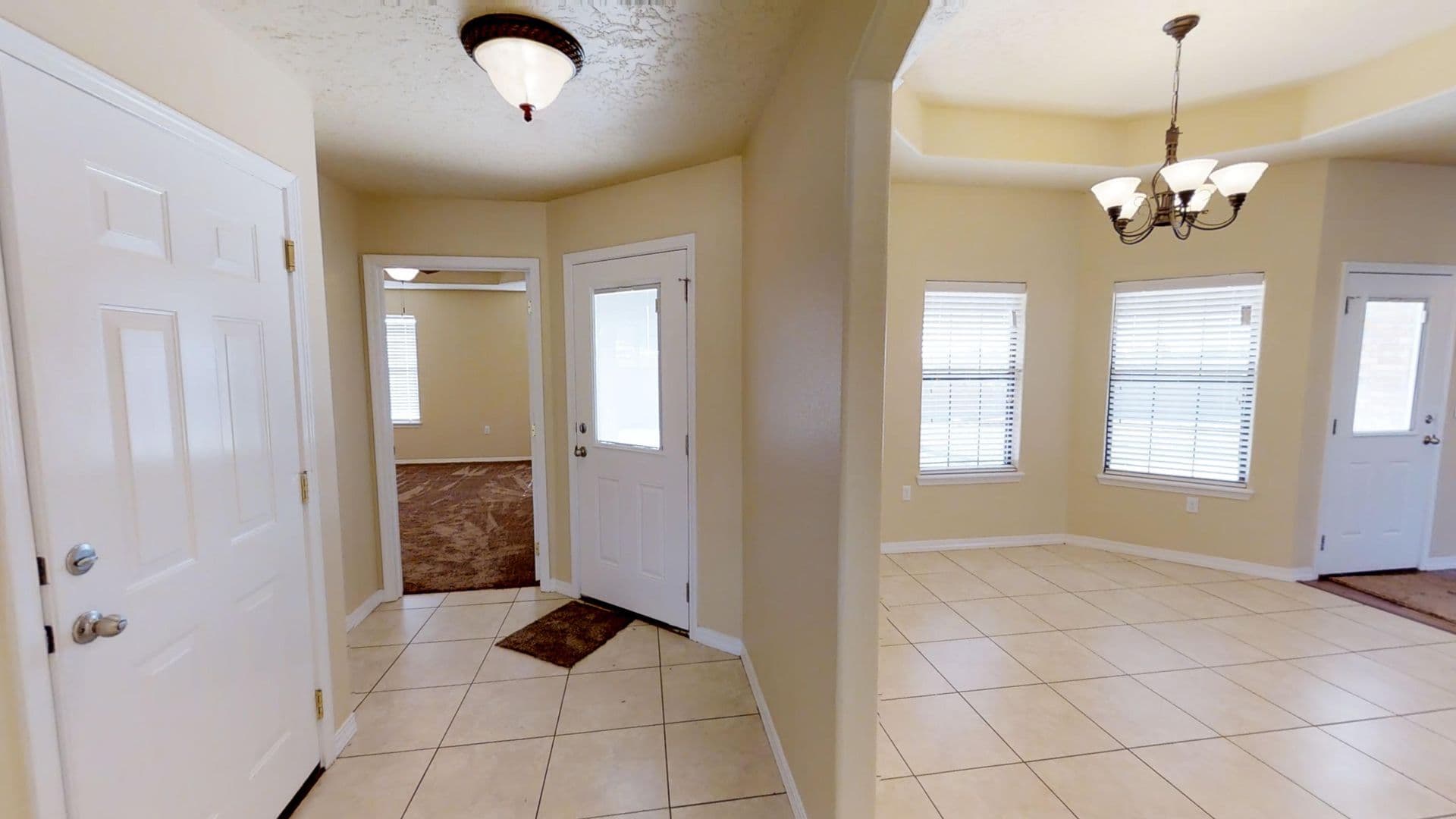 Portales House: 1374 Oakwood Cir