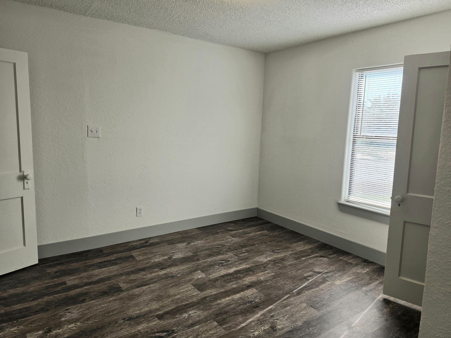 Portales House: 912 S Avenue B