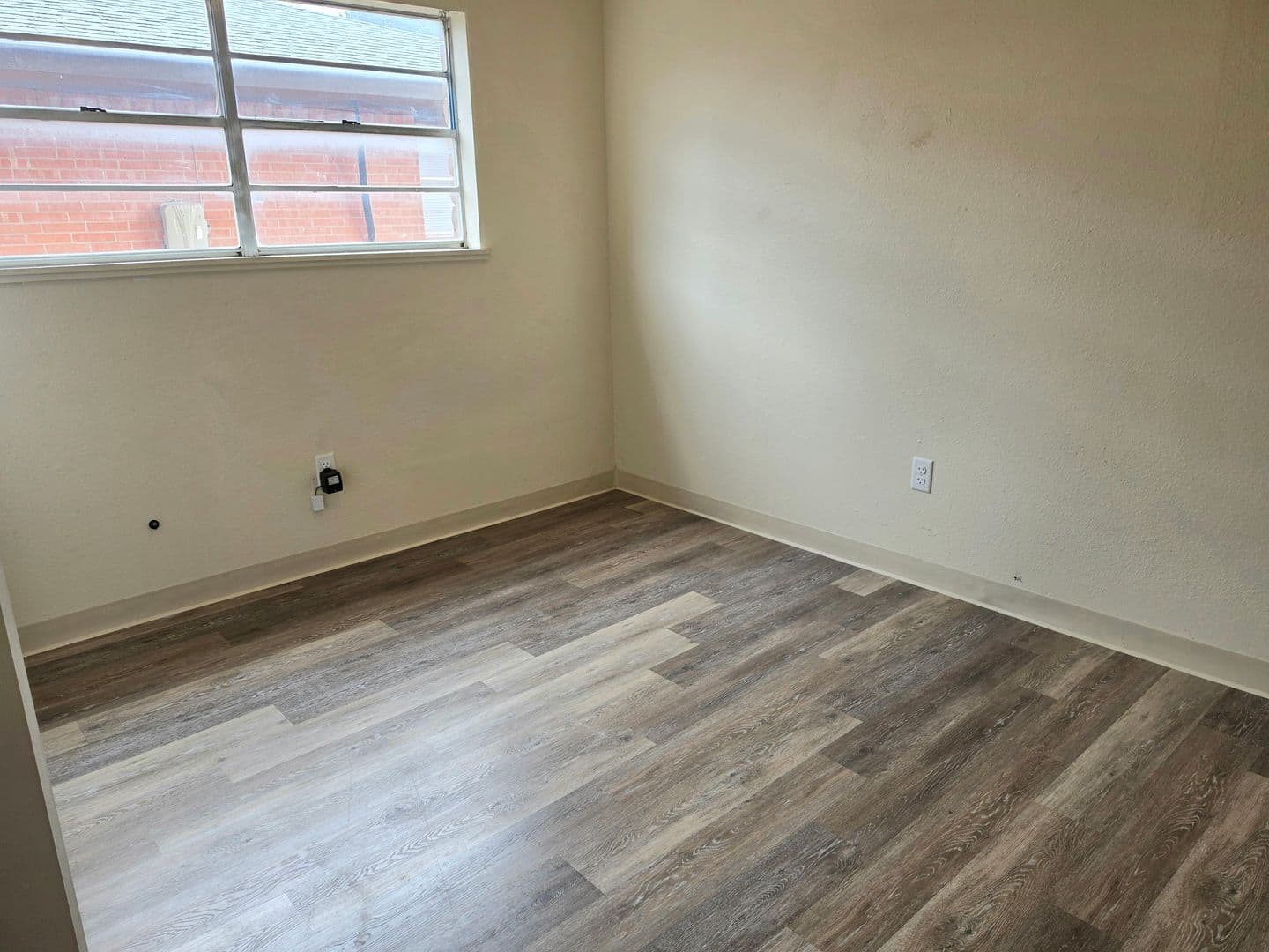 Portales Apartment: 1540 Arizona Dr