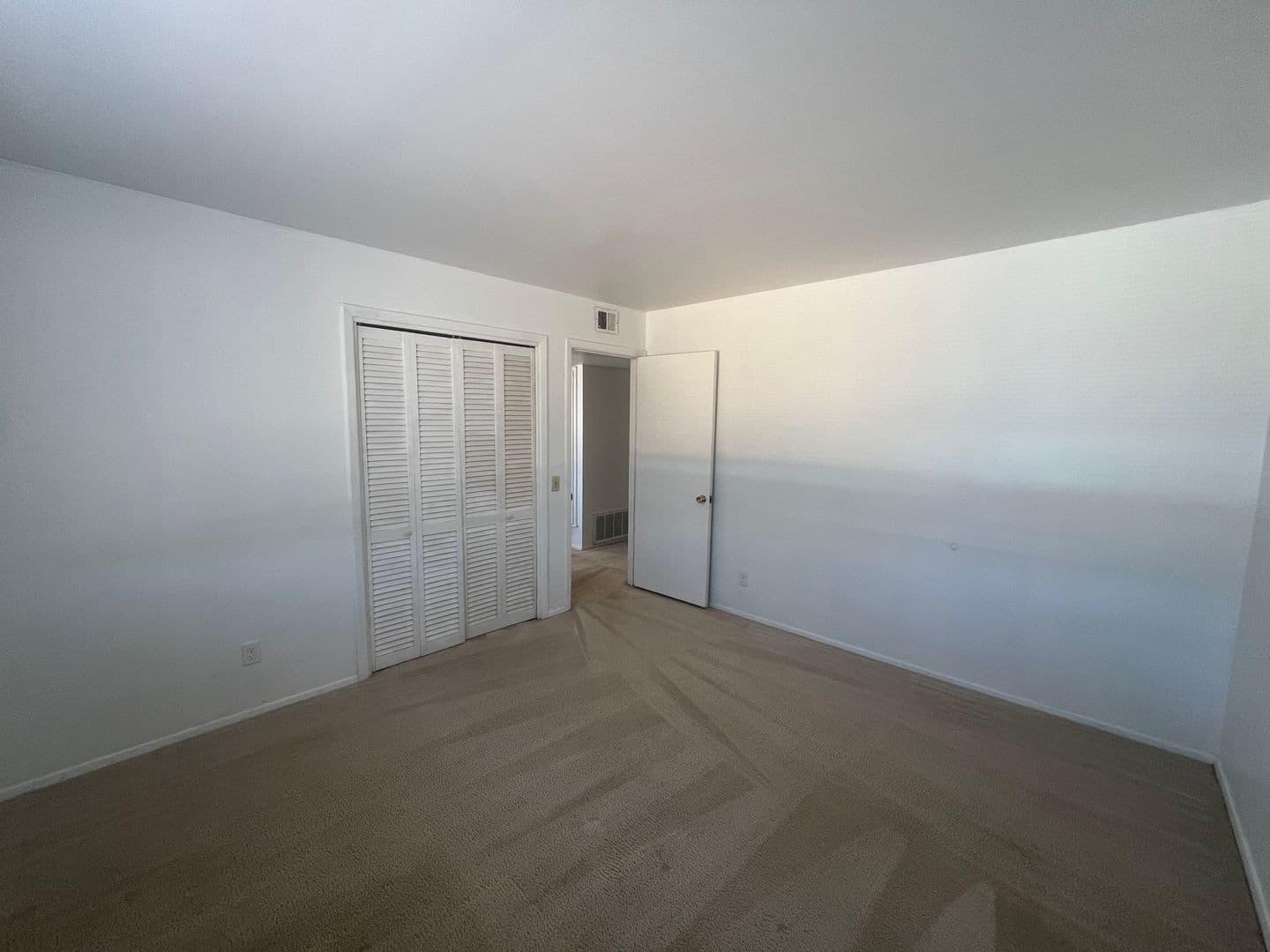 Clovis Apartment: 2100 Mitchell - 26