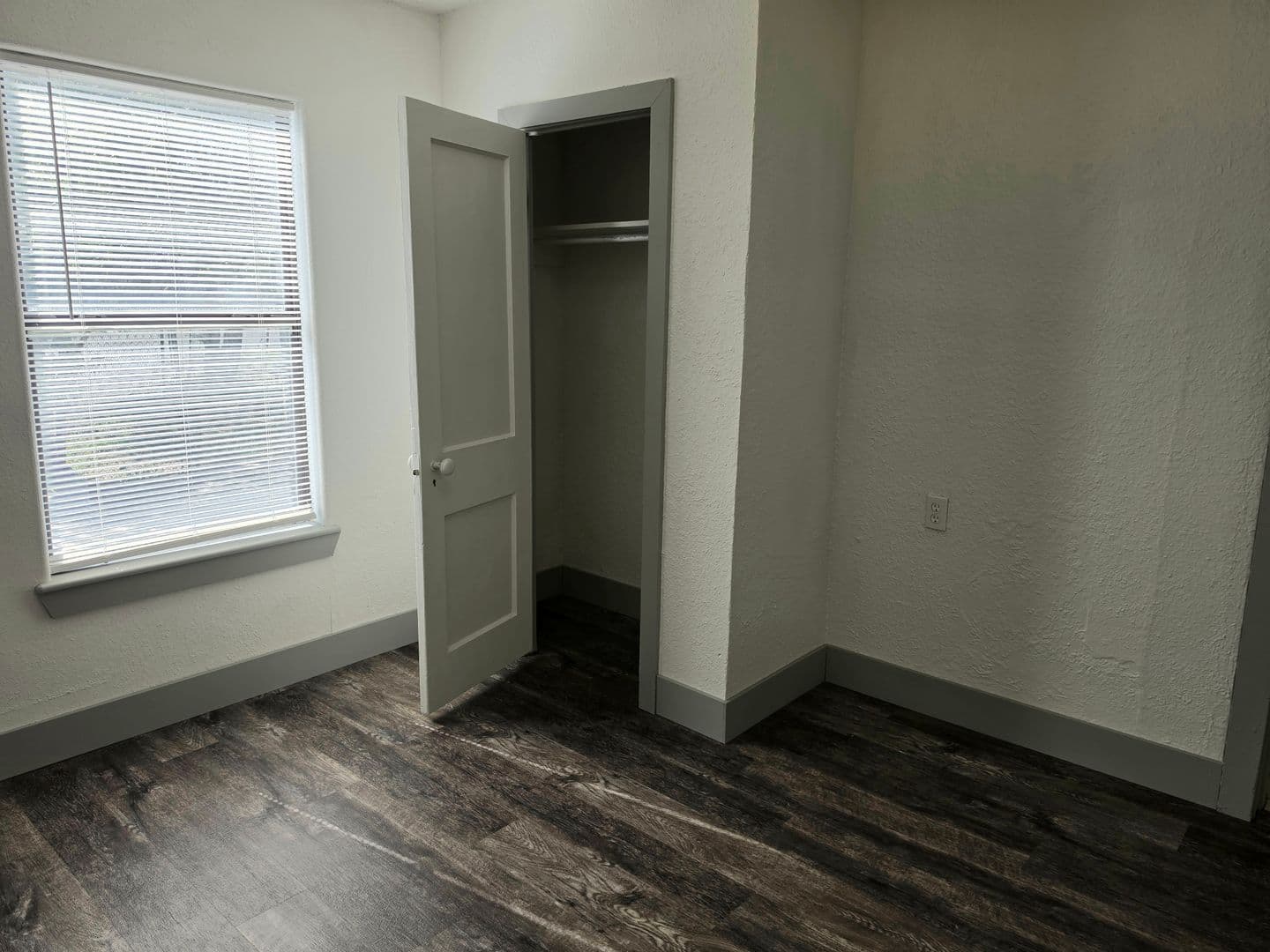 Portales House: 912 S Avenue B