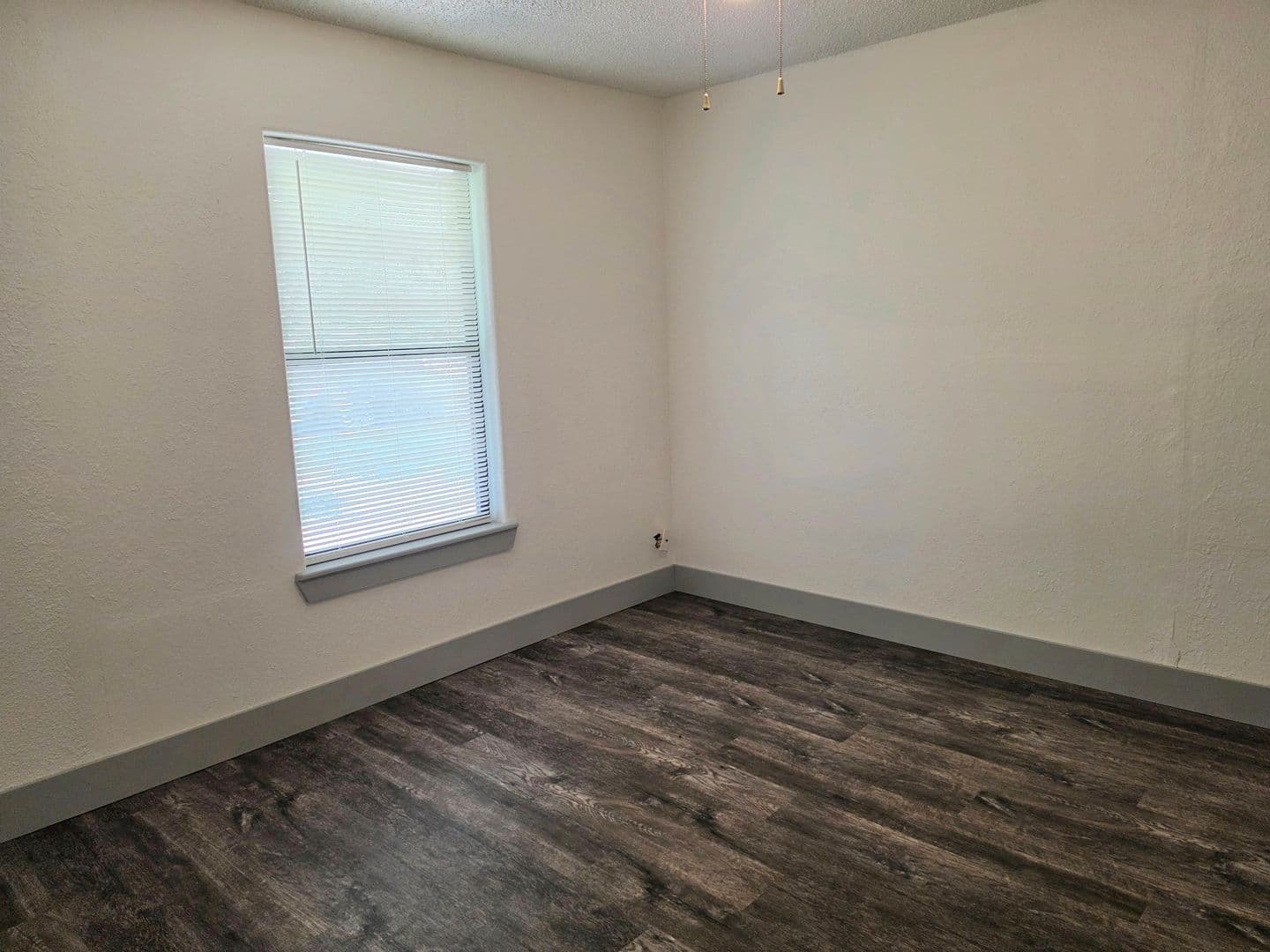 Portales House: 912 S Avenue B