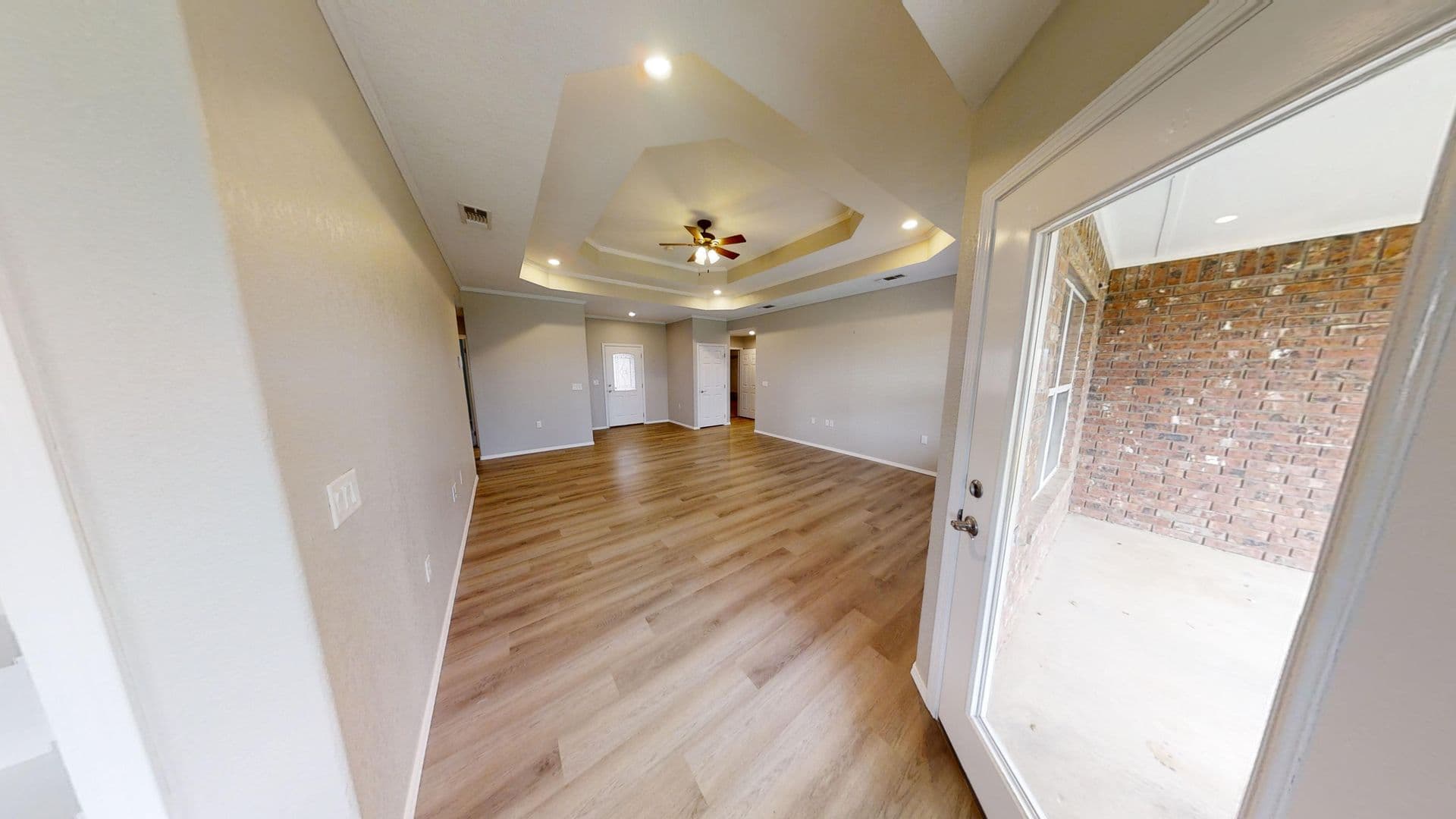 Portales House: 1382 Oakwood Cir