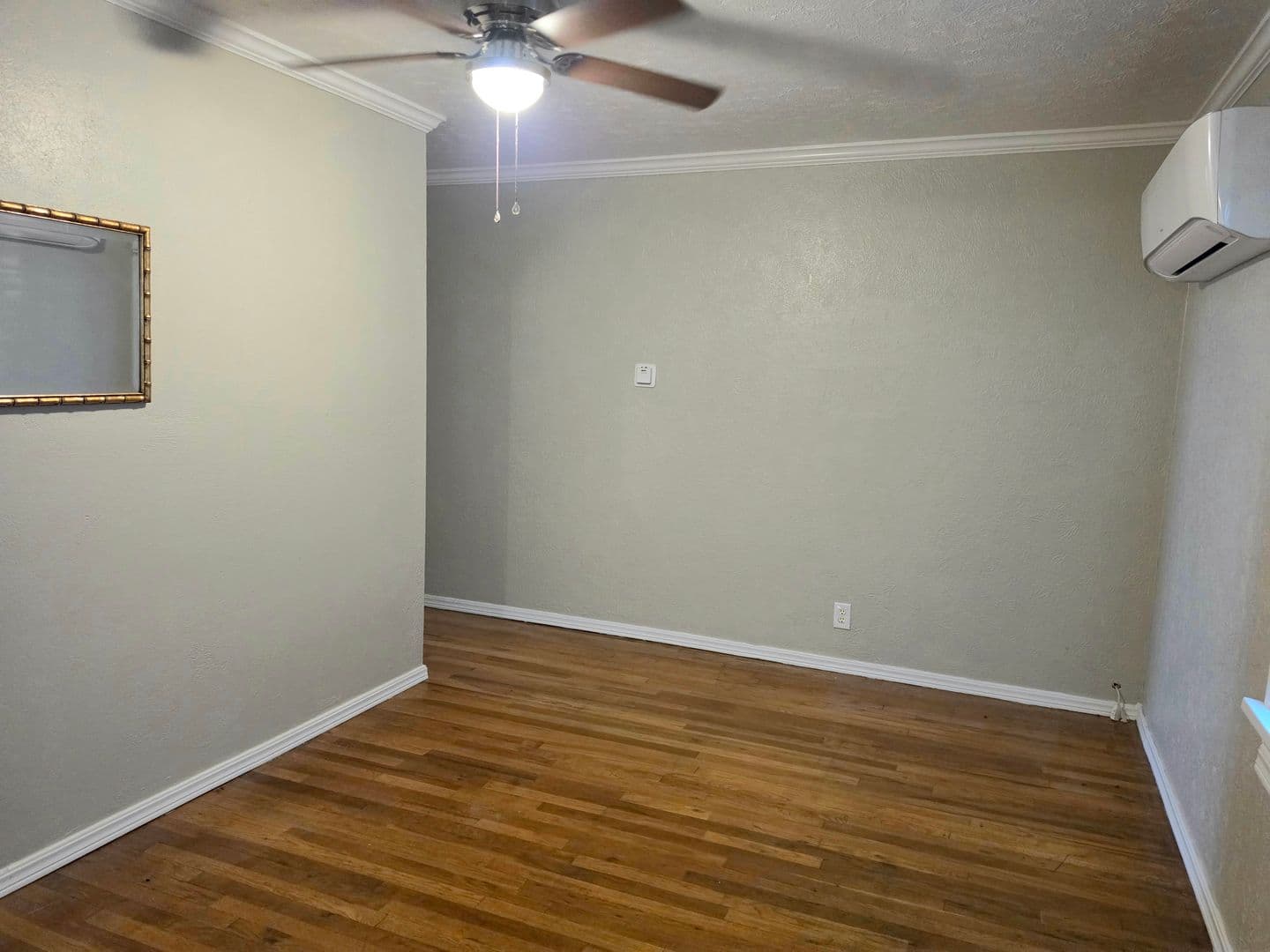 Portales House: 133 S Houston