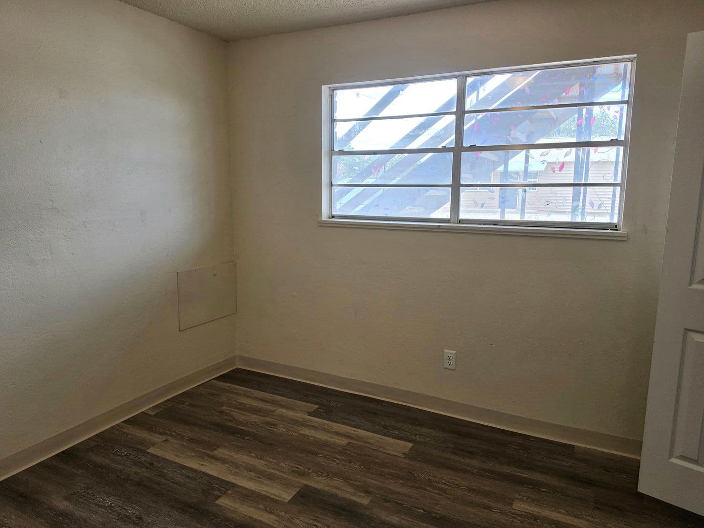 Portales Apartment: 1540 Arizona Dr