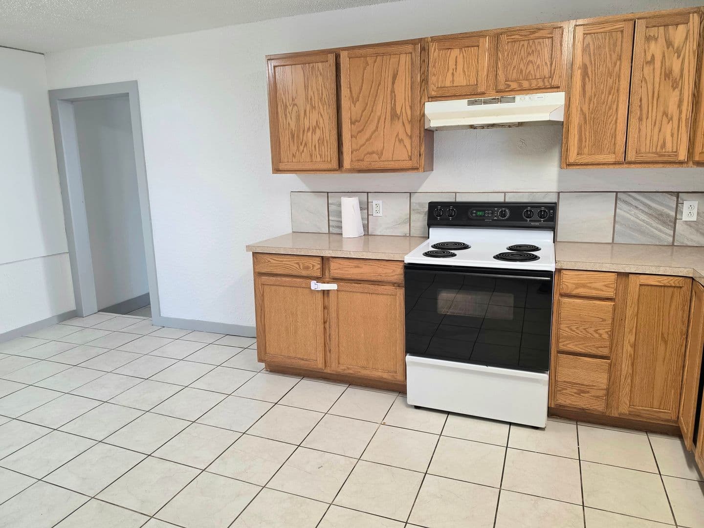 Portales House: 912 S Avenue B