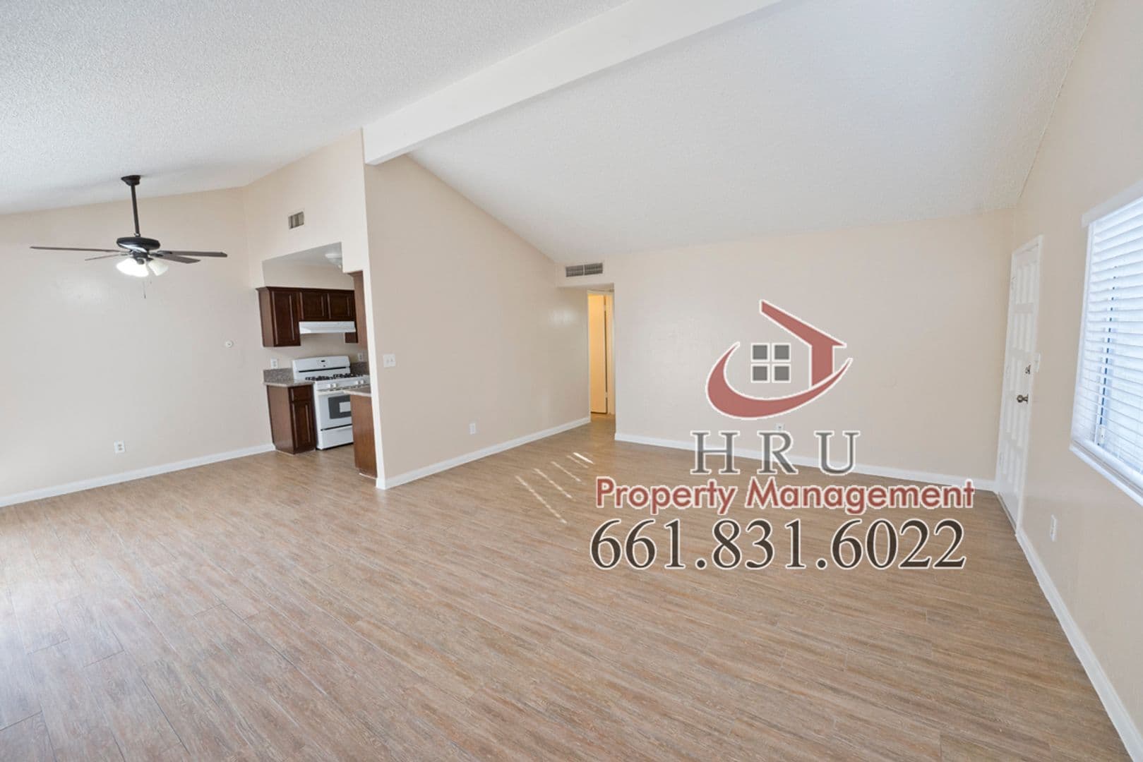 Bakersfield House: 4613 Parkwood Ct.