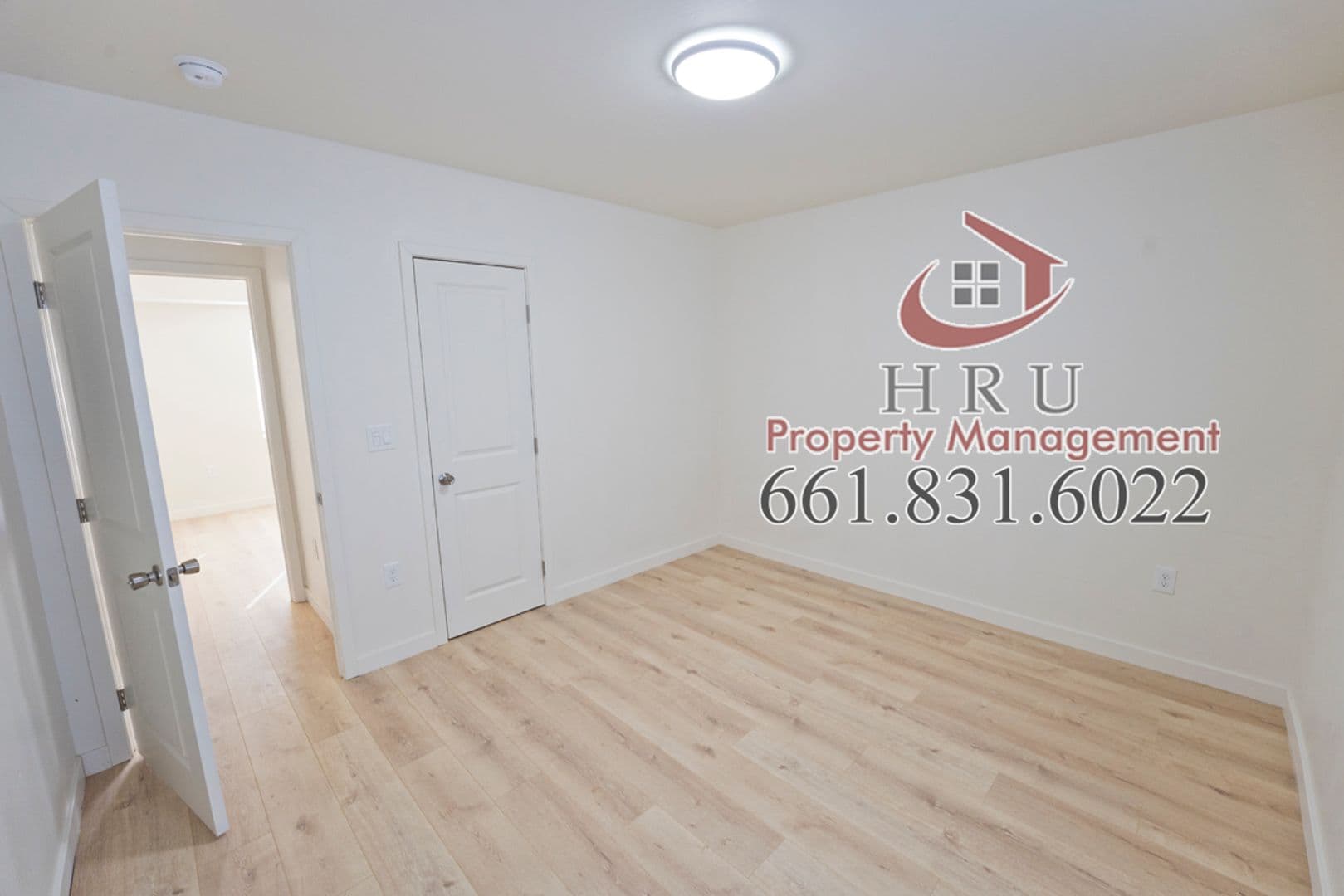 Bakersfield Apartment: 107-109 Woodrow Ave.