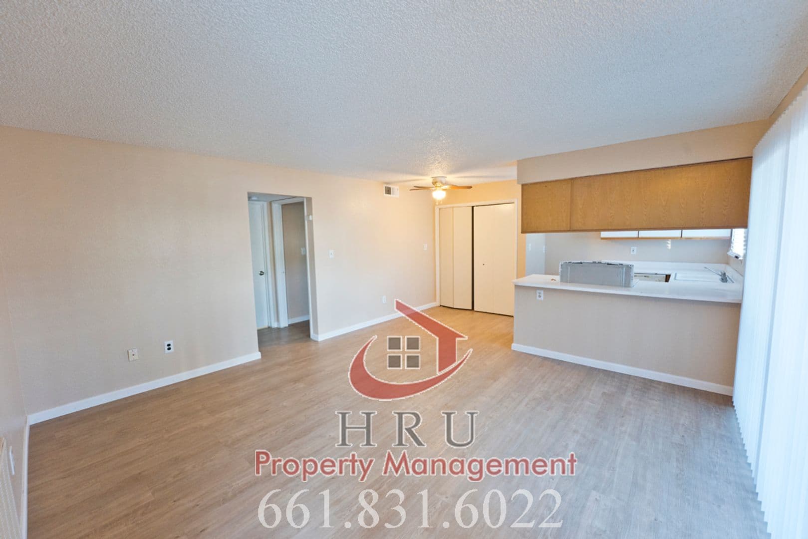 Bakersfield Condo: 4701 Beechwood St. #141