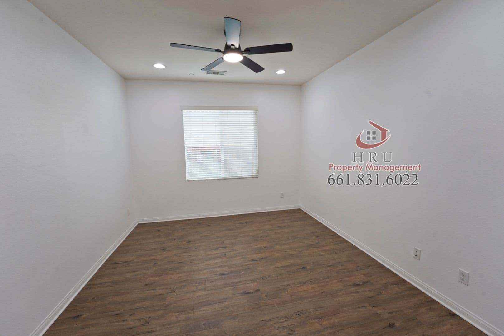 Bakersfield House: 10413 Sirretta Peak Pl.