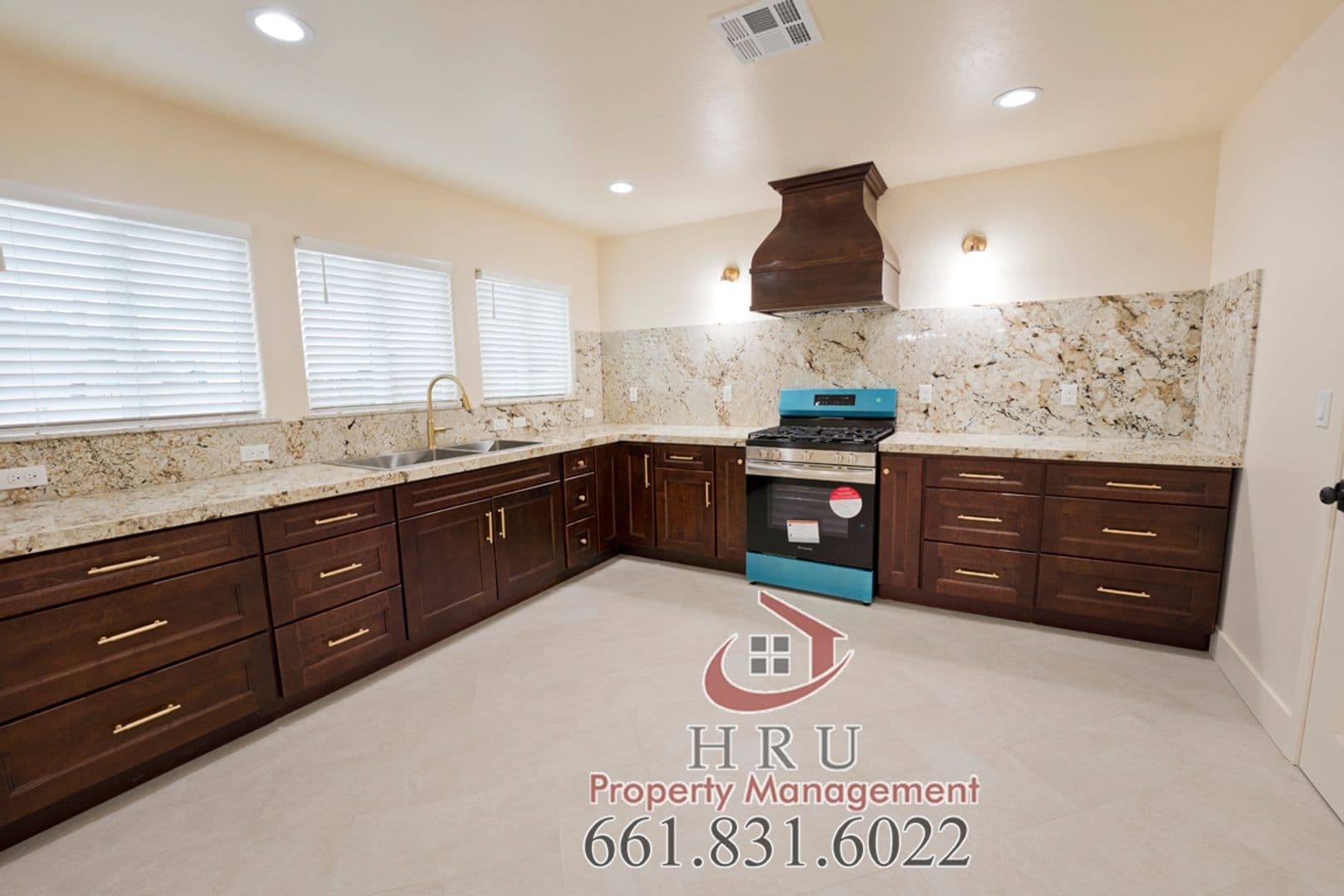 Bakersfield Apartment: 1821 Lacey St