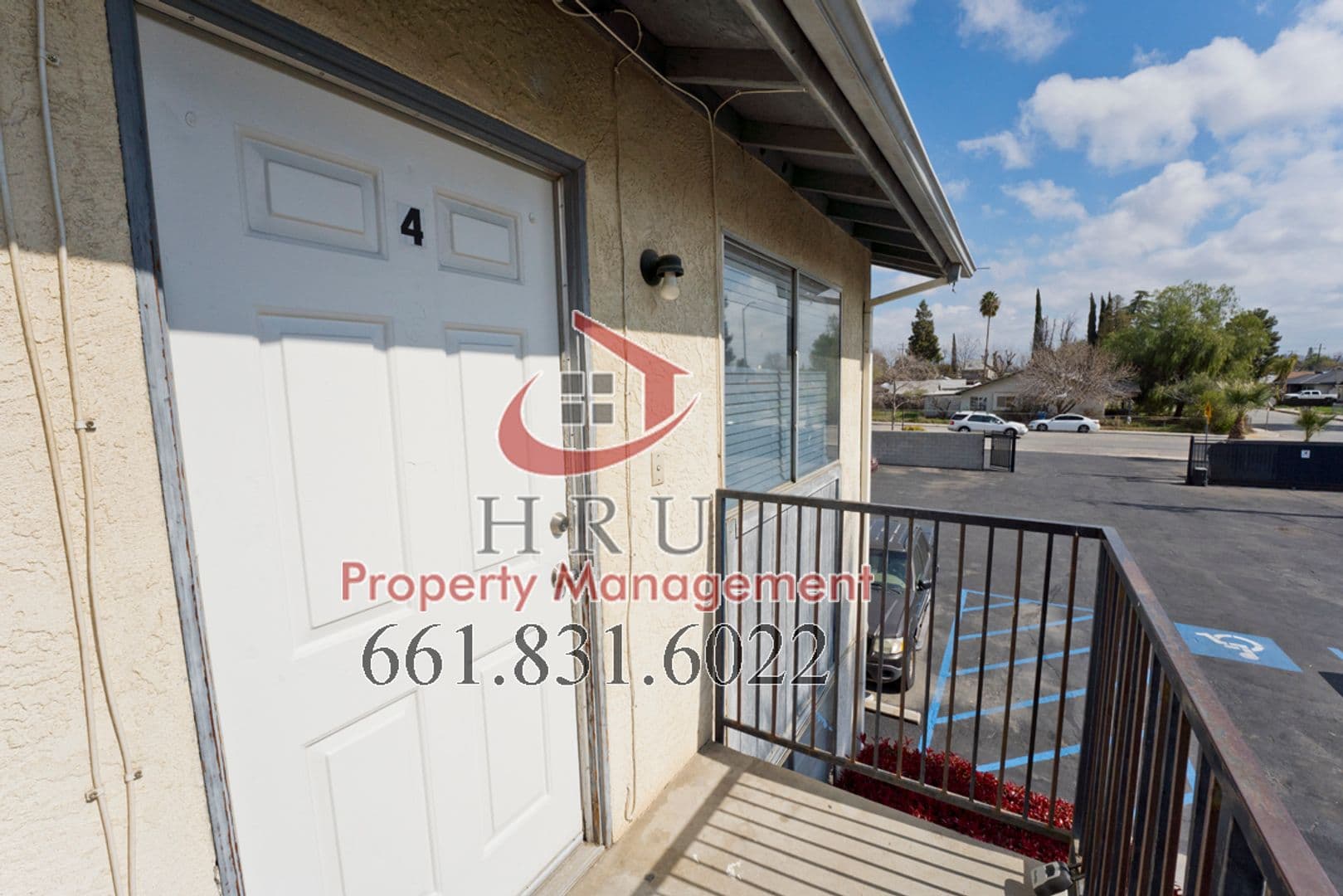 Bakersfield Apartment: 2101 McCray St