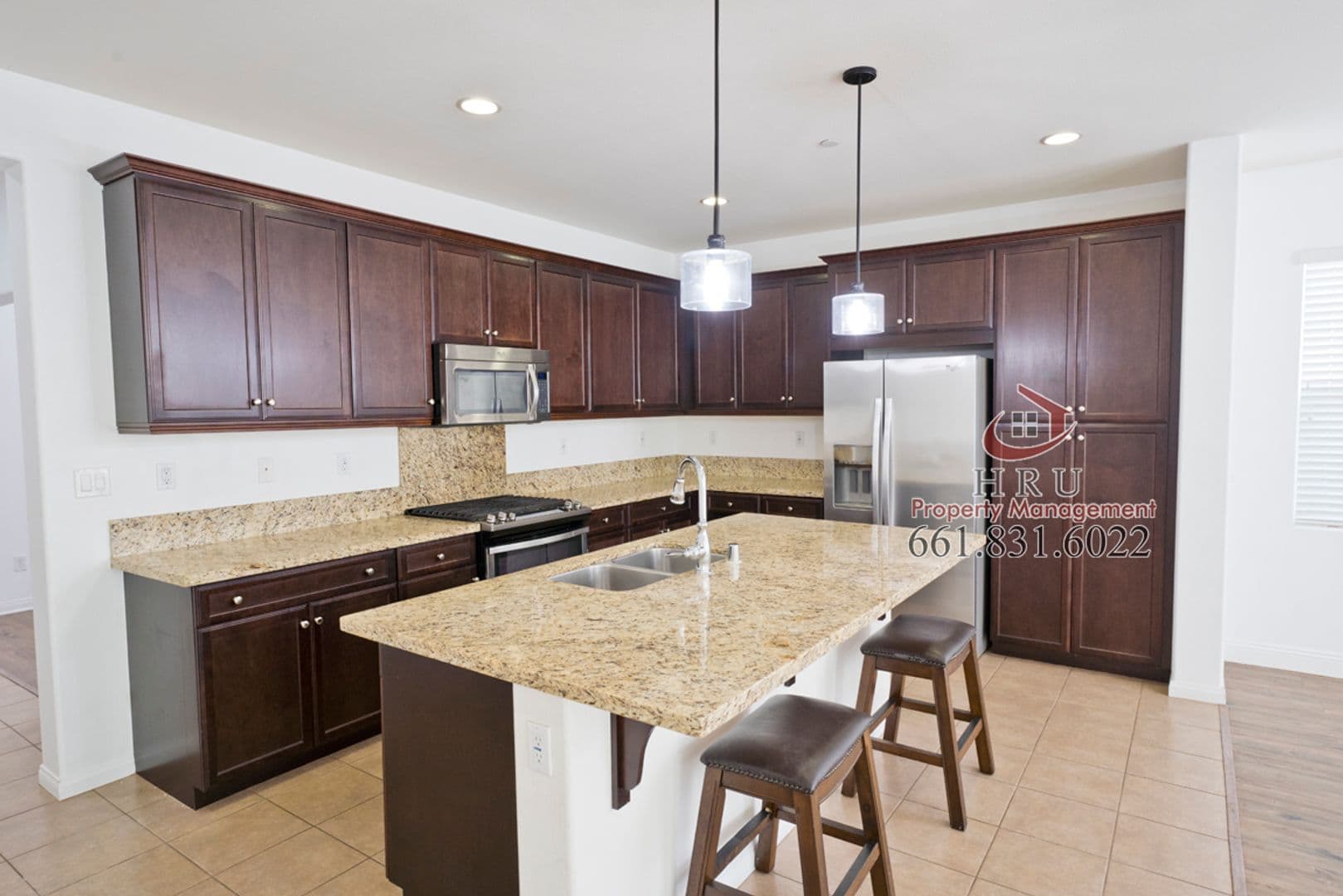 Bakersfield House: 10413 Sirretta Peak Pl.