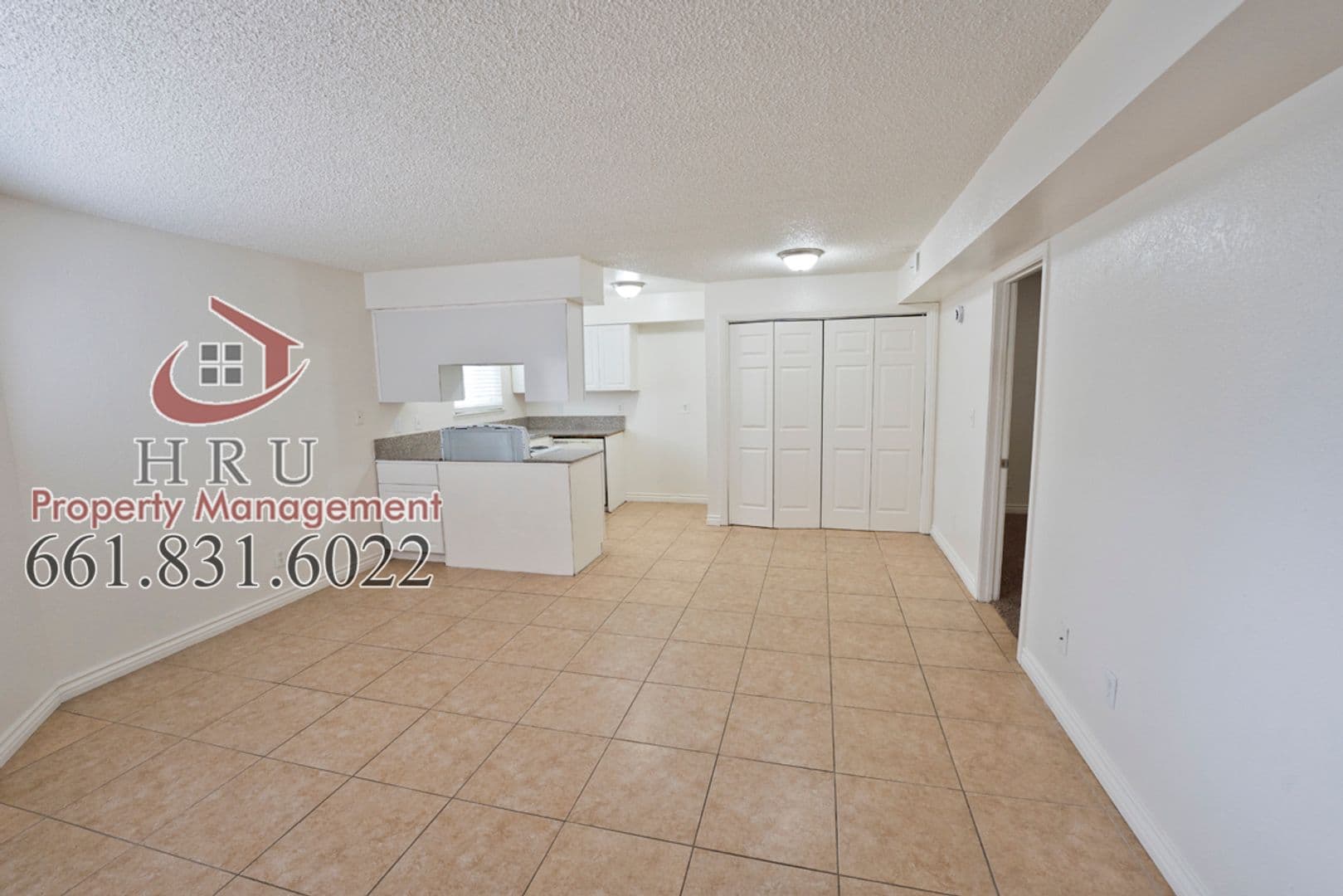 Bakersfield Condo: 4701 Beechwood St. #45