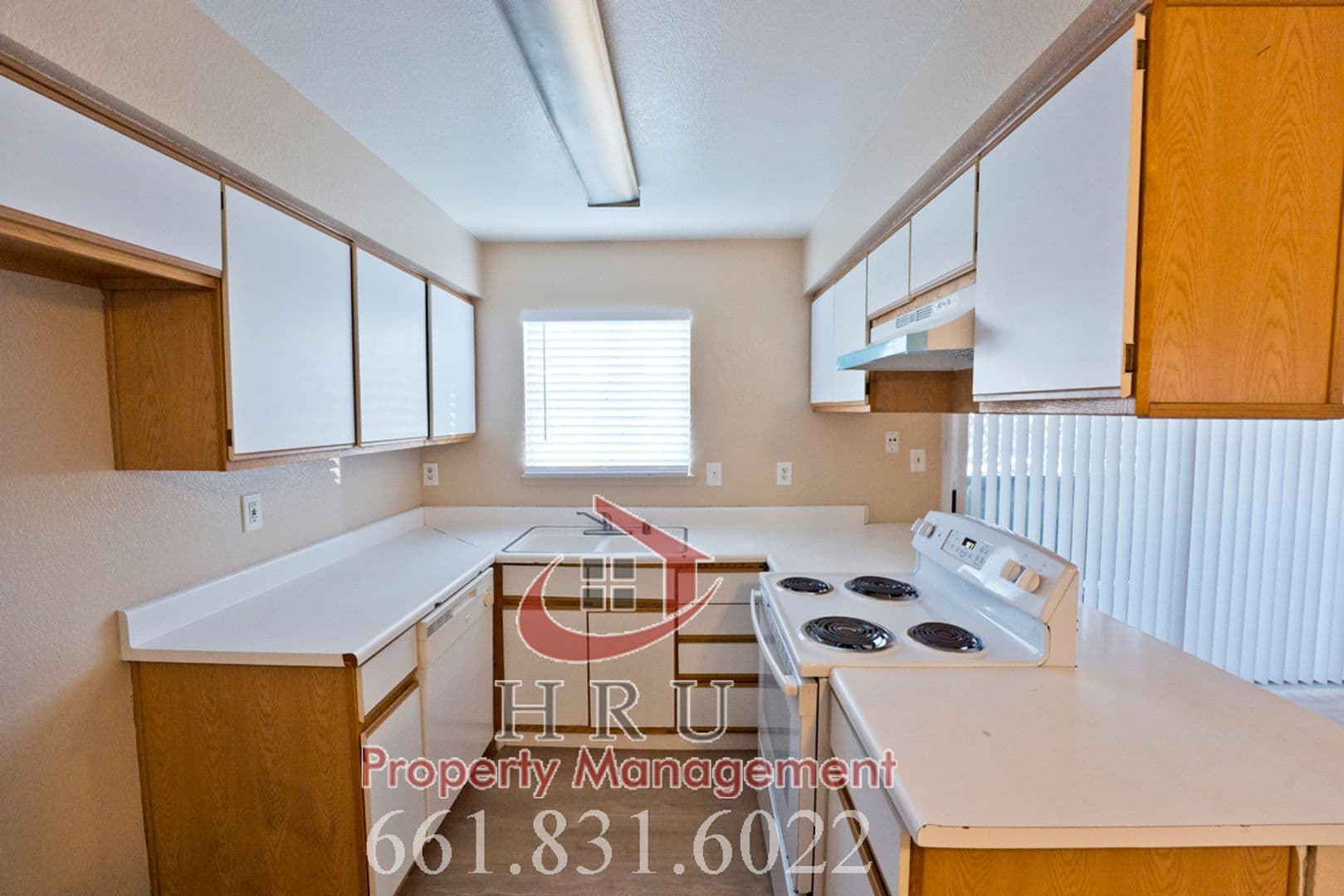 Bakersfield Condo: 4701 Beechwood St. #141