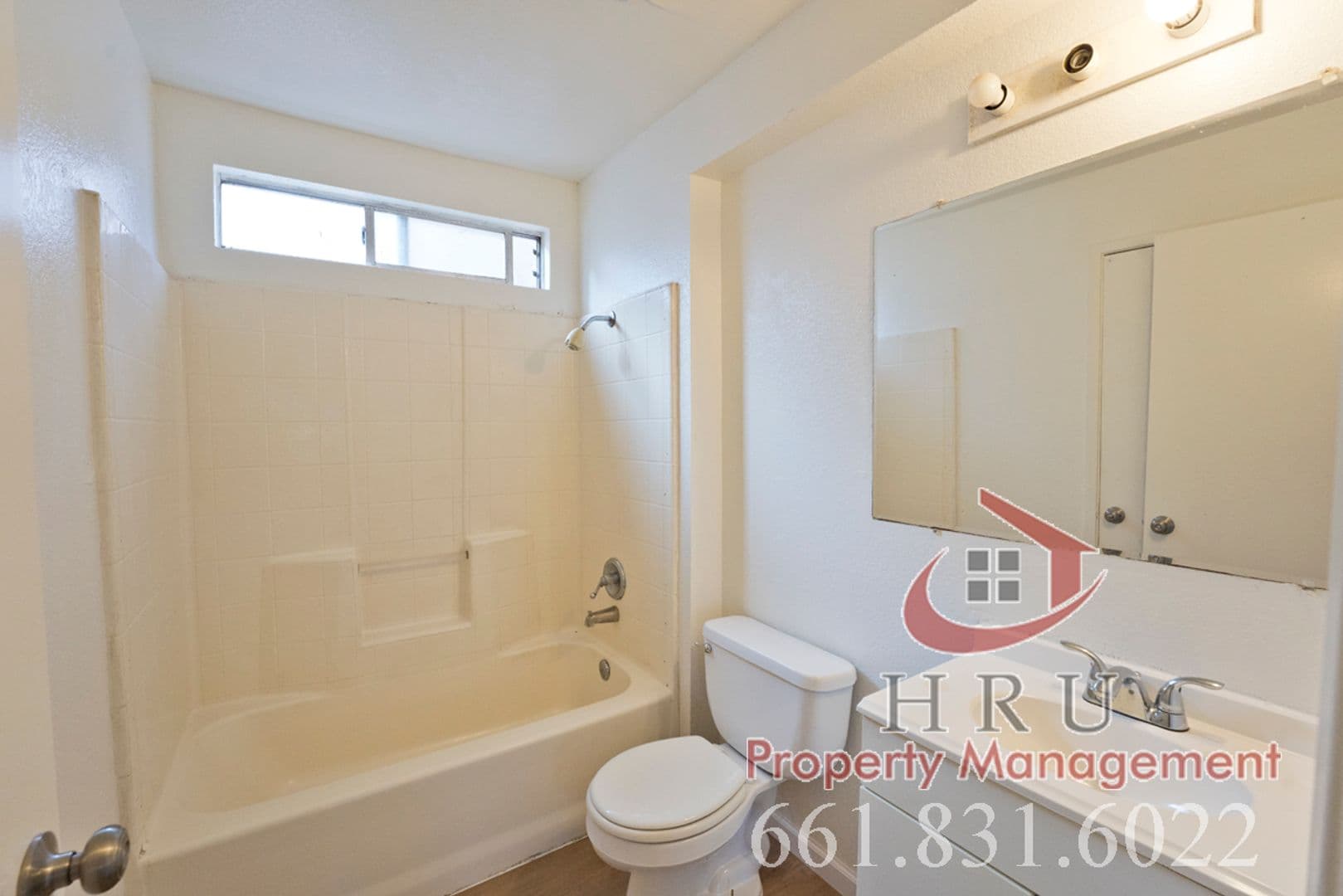 Bakersfield Condo: 4701 Beechwood St. #141