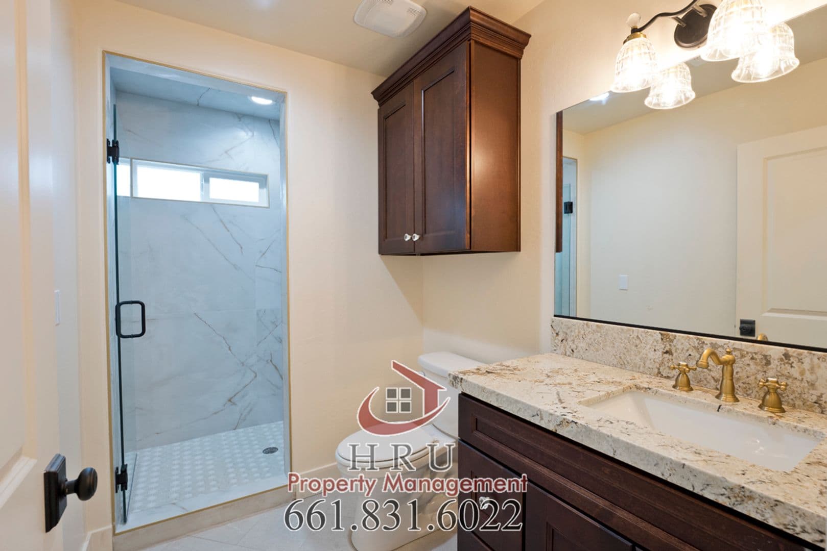 Bakersfield Apartment: 1821 Lacey St