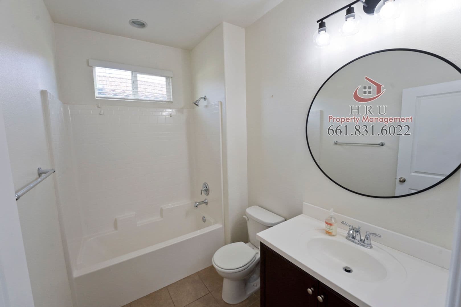 Bakersfield House: 10413 Sirretta Peak Pl.