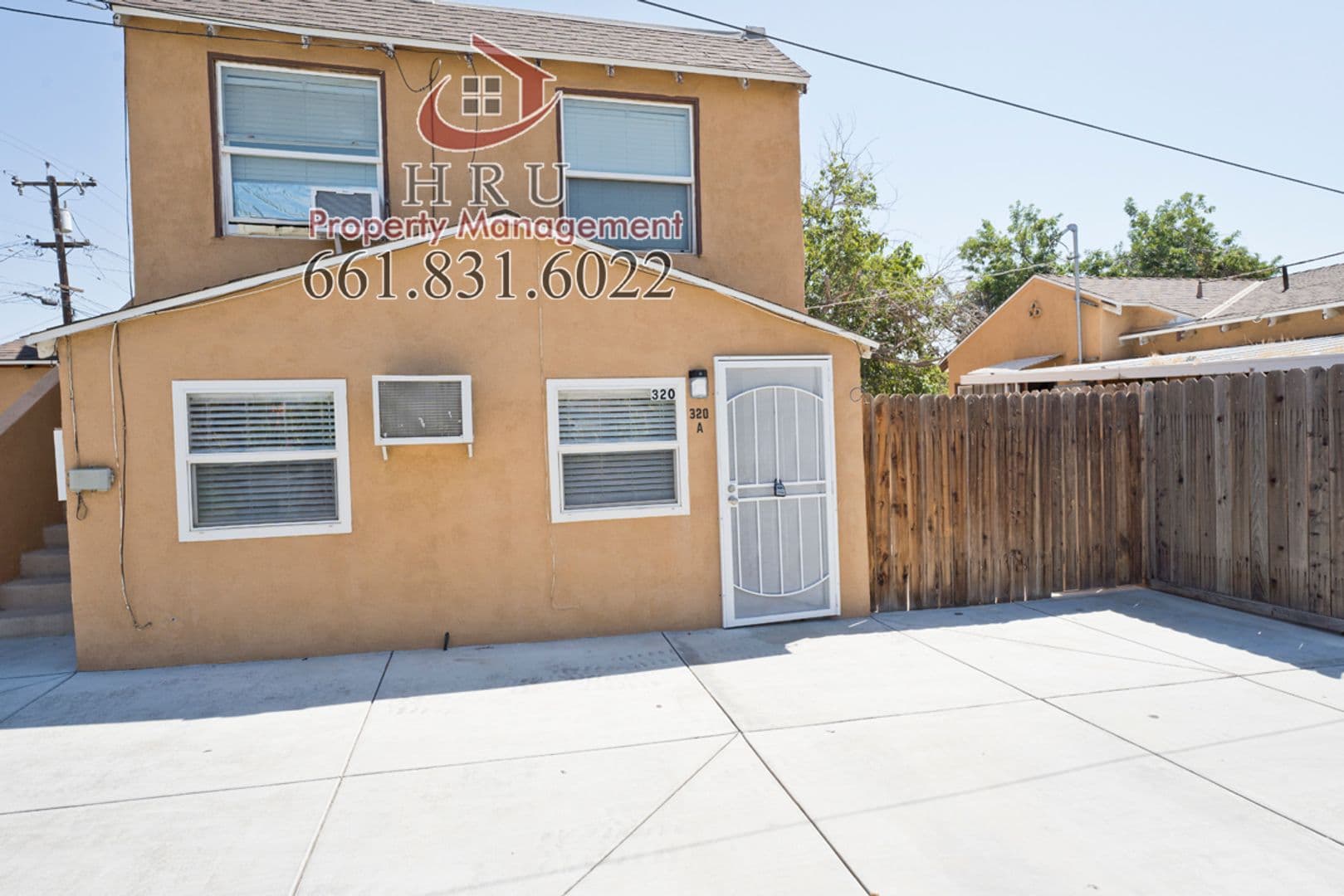 Bakersfield Apartment: 318 Highland Dr