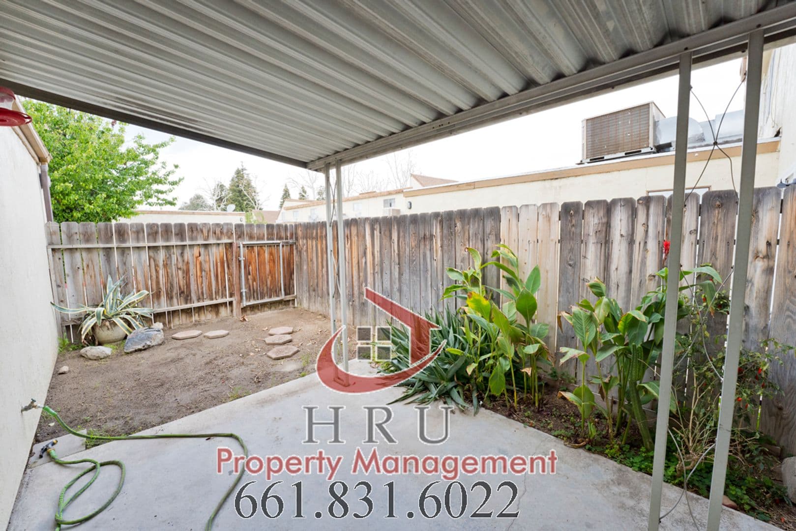 Bakersfield Townhome: 1001 Valhalla Dr Apt A