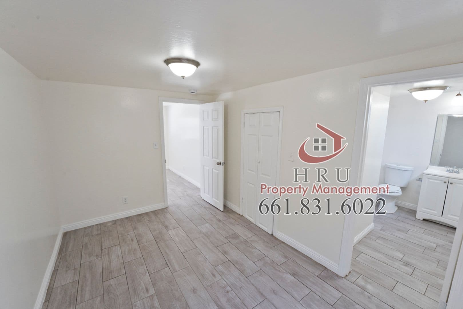 Bakersfield Apartment: 318 Highland Dr