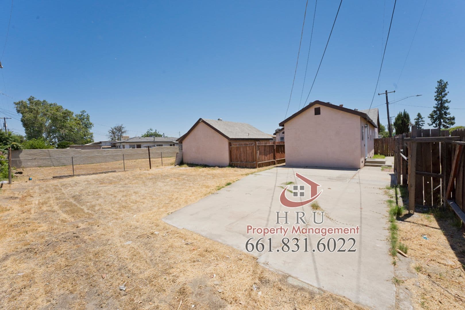 Bakersfield Apartment: 1616 El Ralfo Dr.