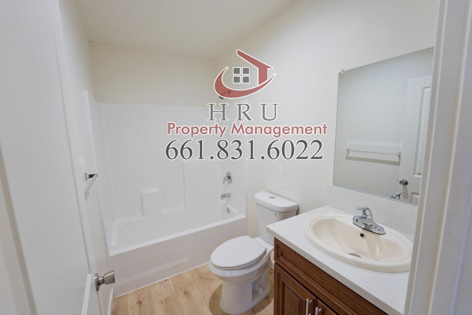 Bakersfield Apartment: 107-109 Woodrow Ave.