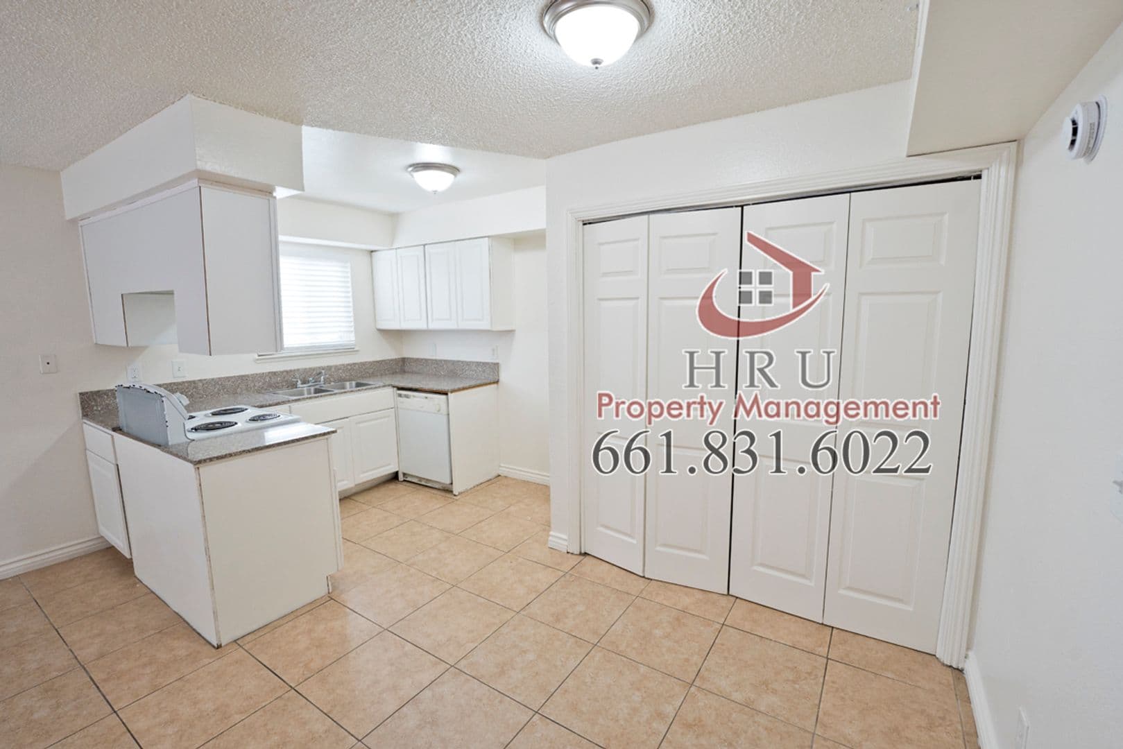 Bakersfield Condo: 4701 Beechwood St. #45