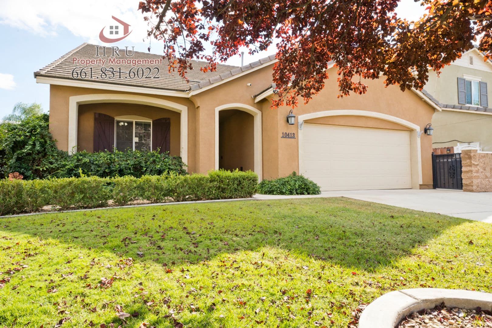 Bakersfield House: 10413 Sirretta Peak Pl.