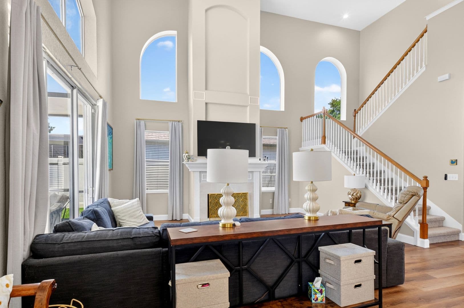 Winter Garden House: 353 Lake Amberleigh Drive