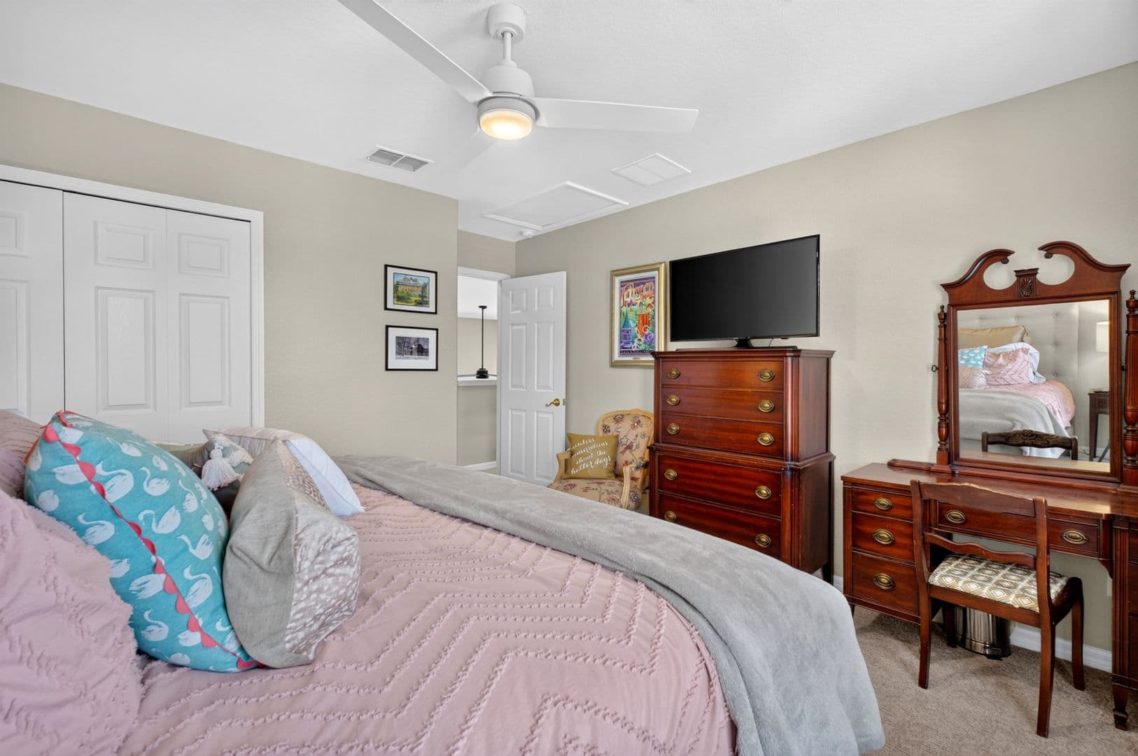 Winter Garden House: 353 Lake Amberleigh Drive