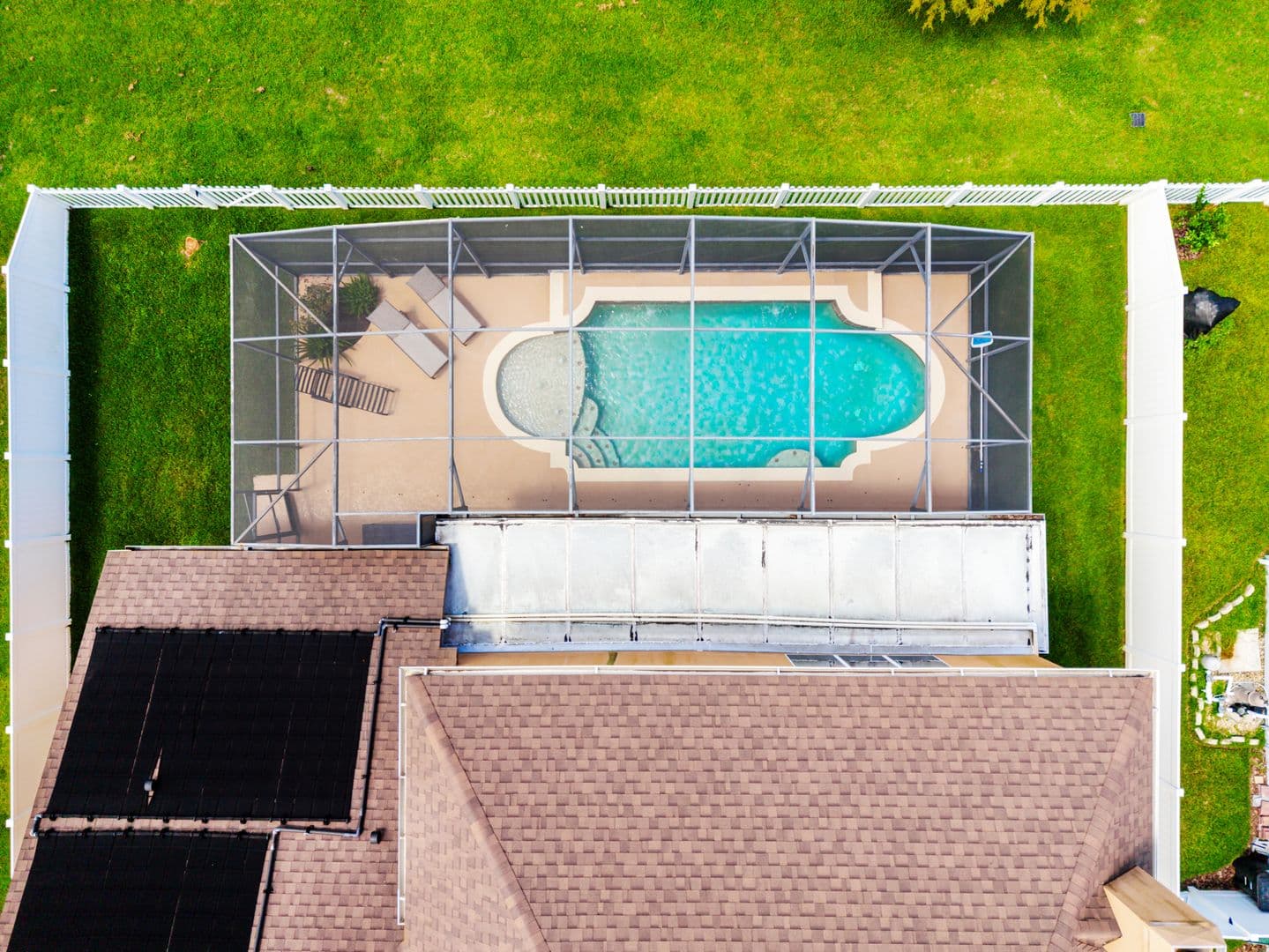 Winter Garden House: 353 Lake Amberleigh Drive
