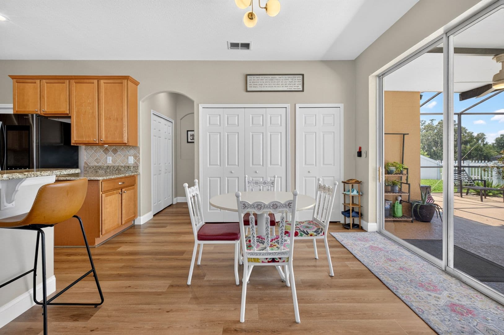 Winter Garden House: 353 Lake Amberleigh Drive