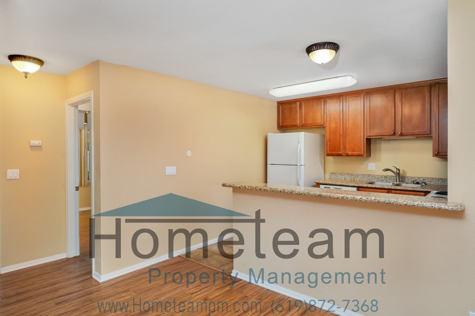 San Diego House: 3030 Suncrest Dr #117