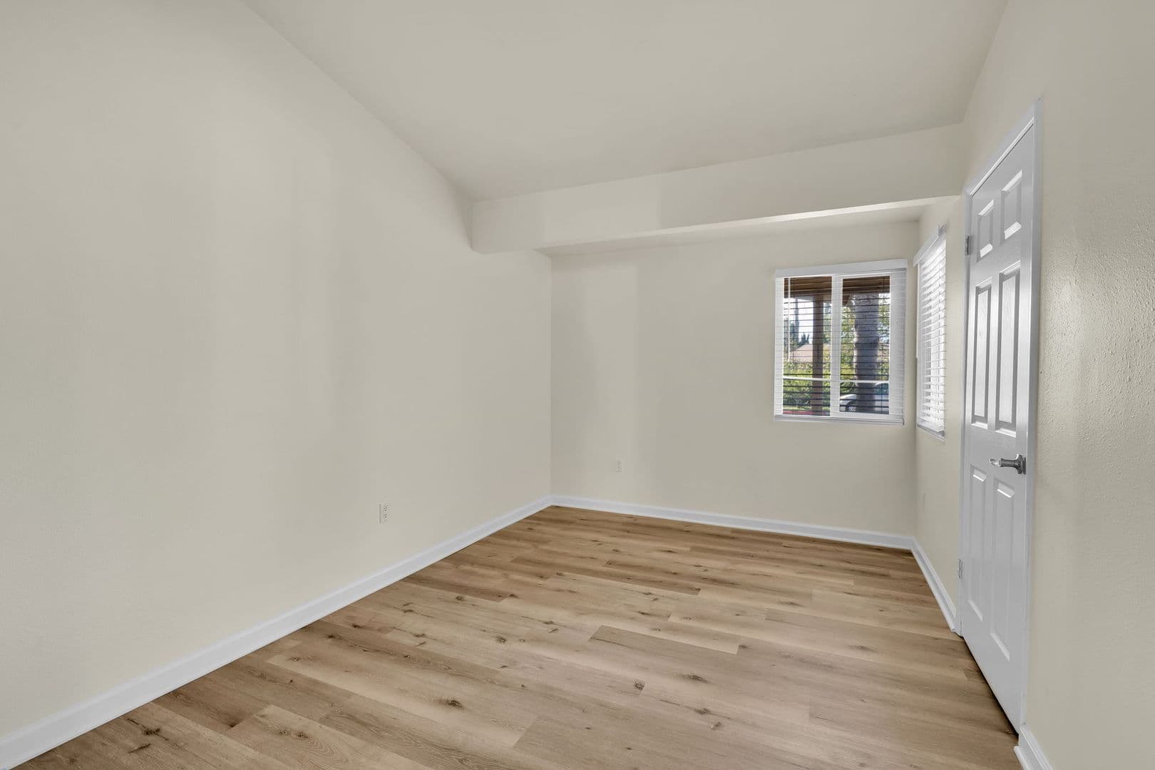 Escondido House: 1114 N Ivy Street