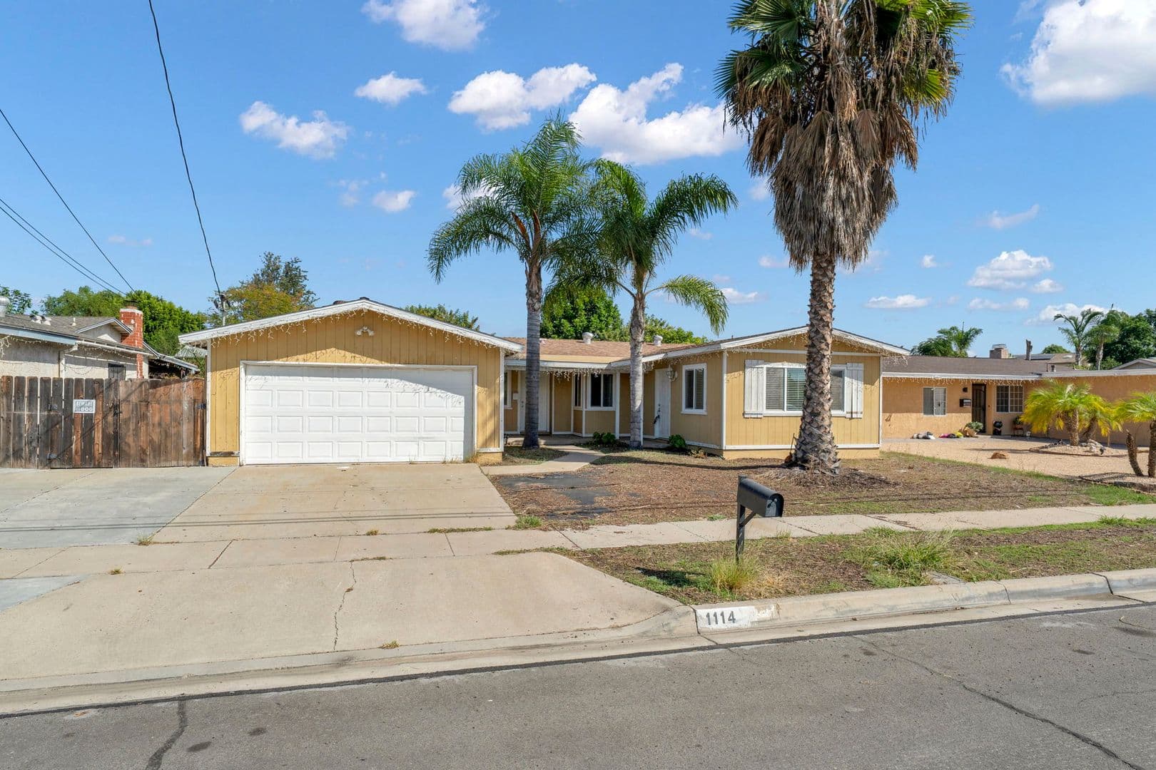 Escondido House: 1114 N Ivy Street