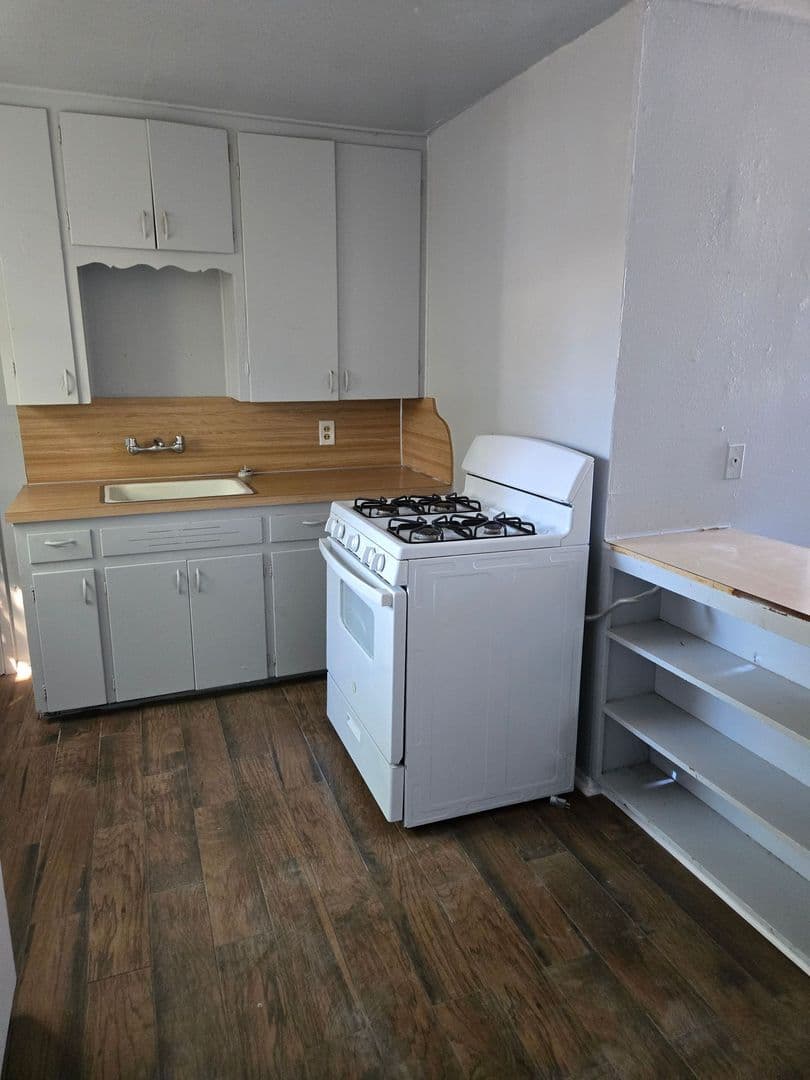 Killeen Apartment: 1217 N 8th